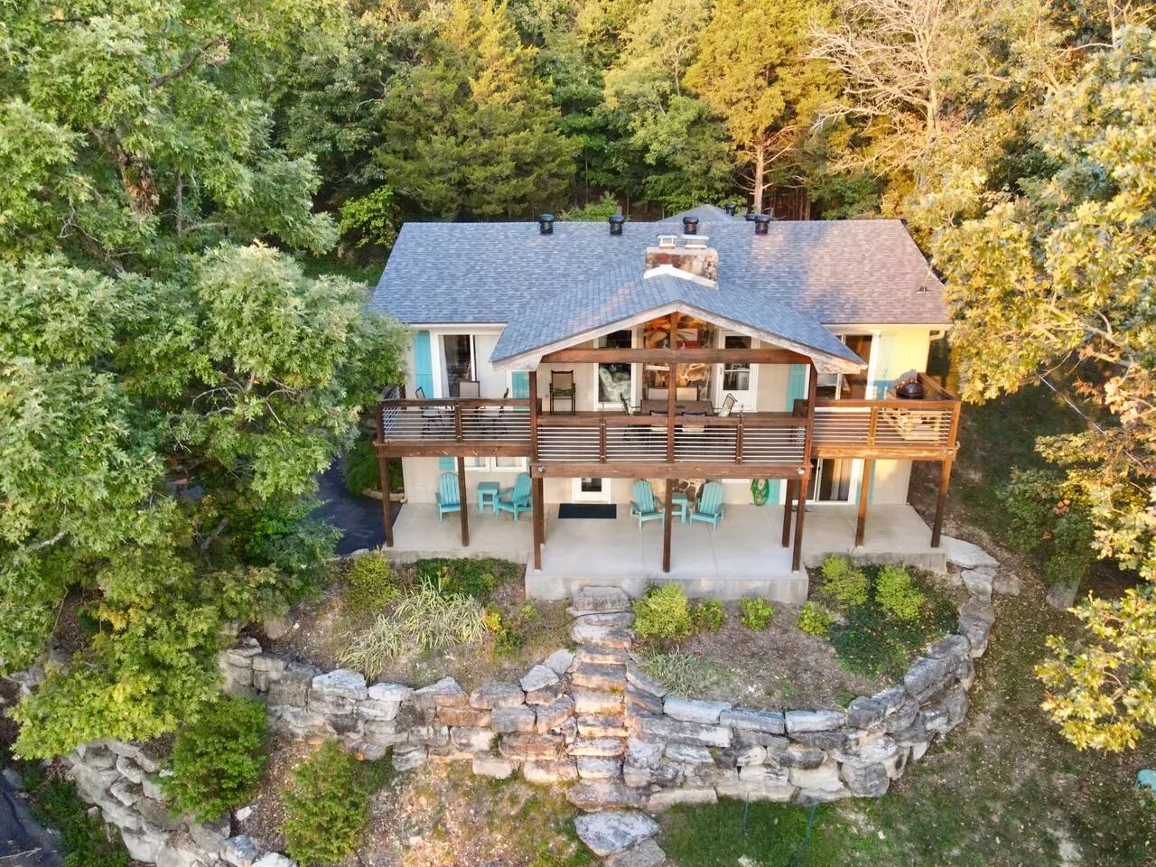 BIG Family Vacay Home, Lake VIEWS! Firepit, Games!