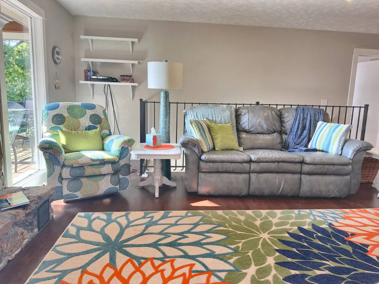 BIG Family Vacay Home, Lake VIEWS! Firepit, Games! — photo 2
