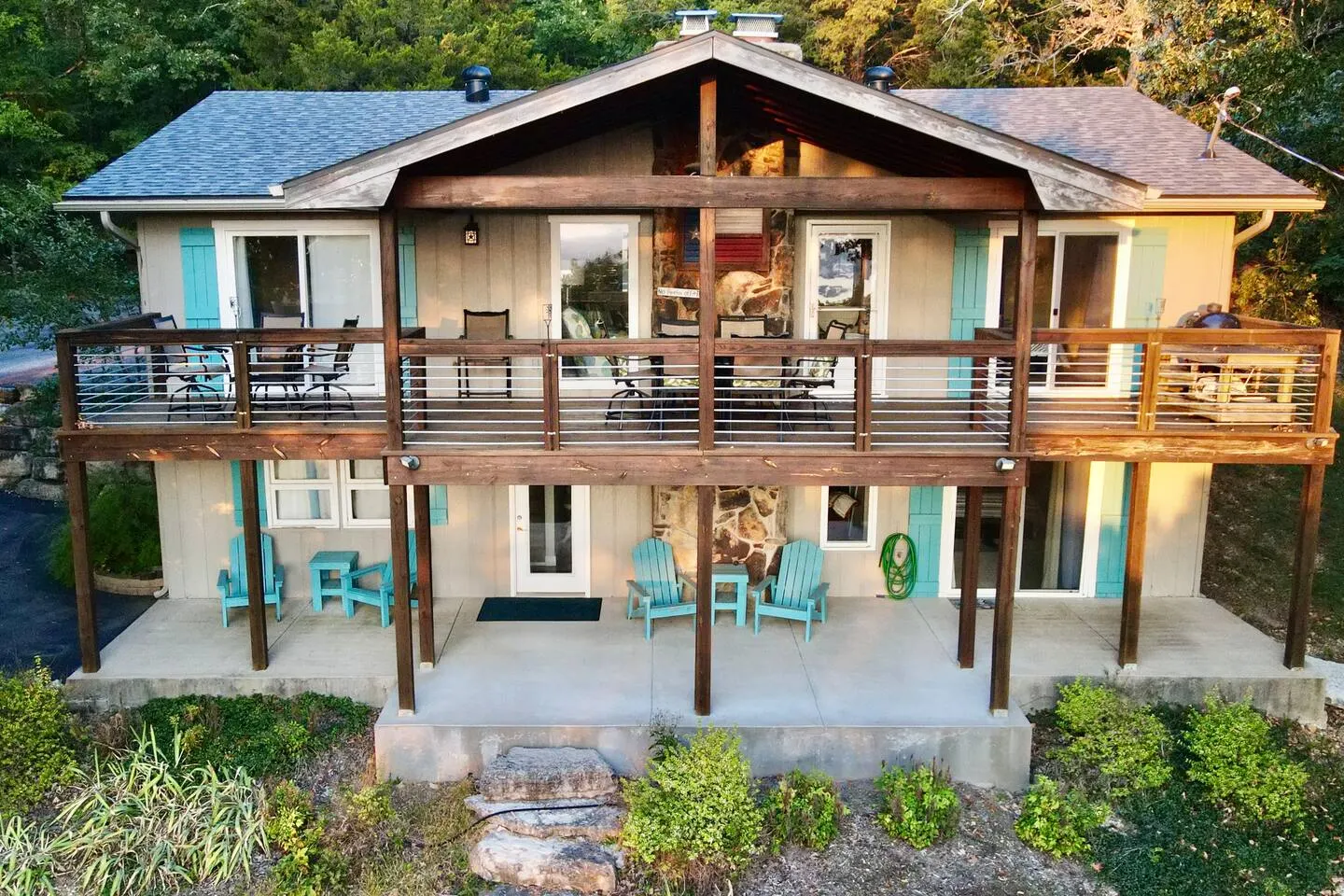 BIG Family Vacay Home, Lake VIEWS! Firepit, Games! 9