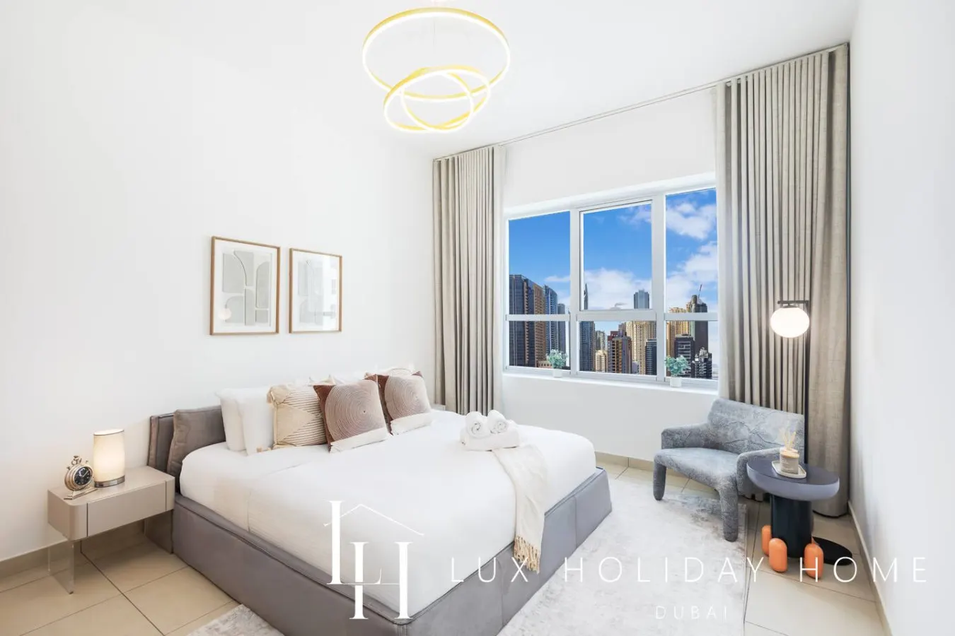 LUX The Armada Suite JLT 2