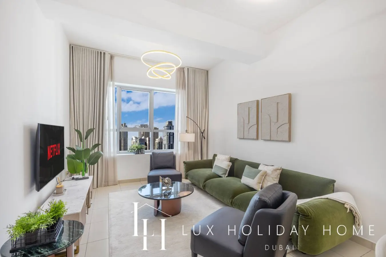 LUX The Armada Suite JLT 7