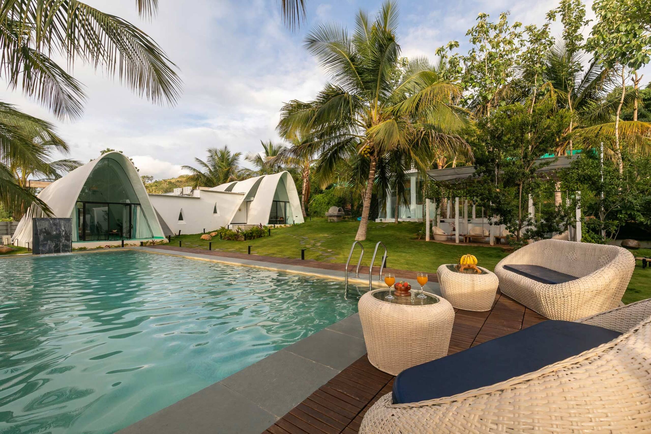 4BR Lux Villa w/Pool & Lawn| Shwaas@ Mysore — foto 2
