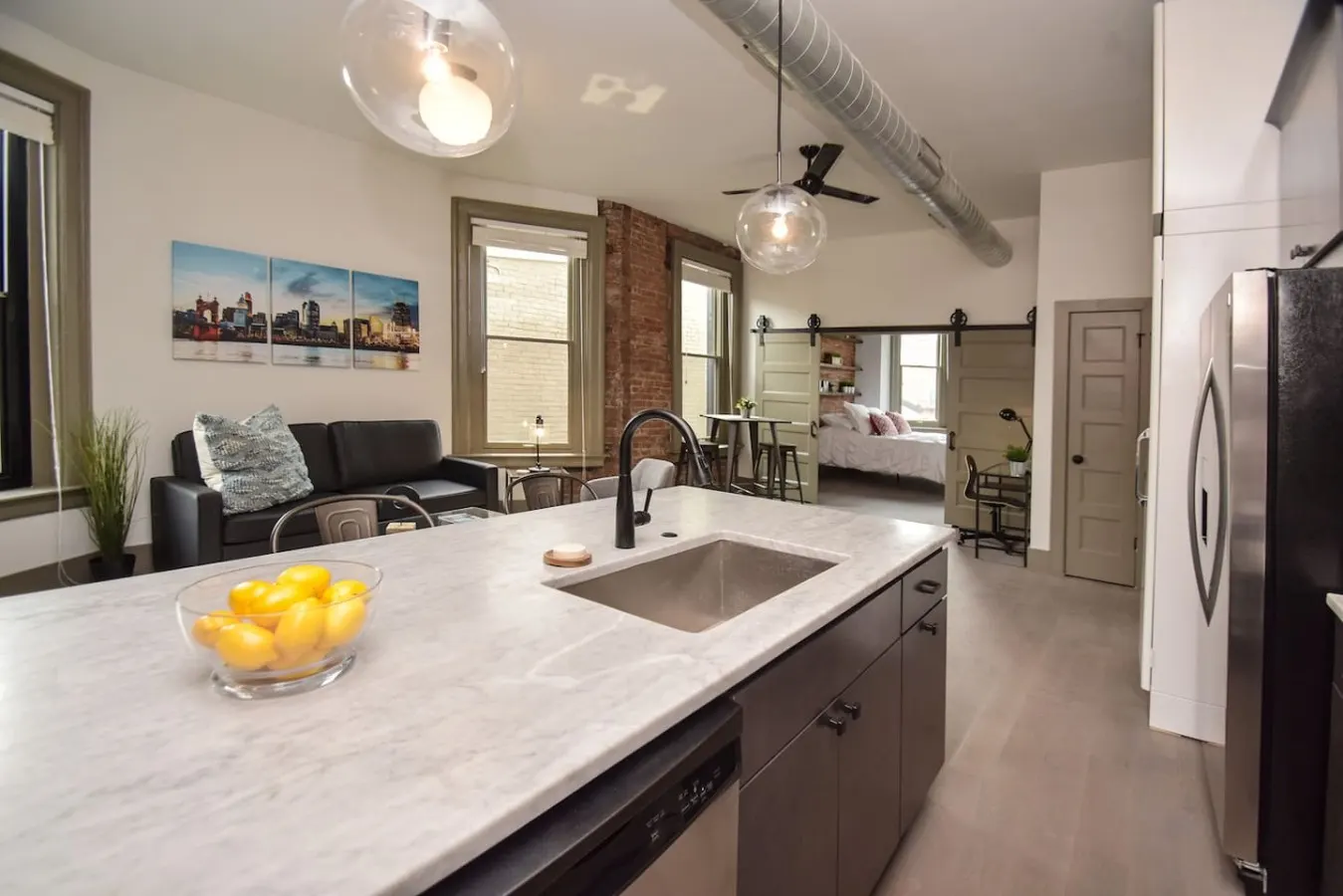 Gorgeous Condo in Heart of OTR, Free Parking! 10