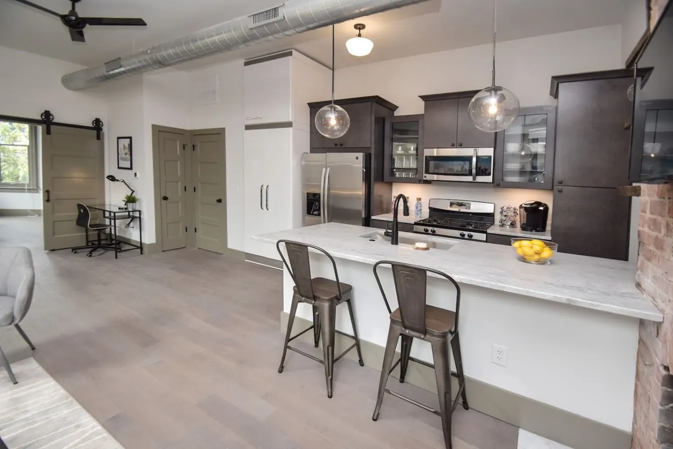 Gorgeous Condo in Heart of OTR, Free Parking! 6