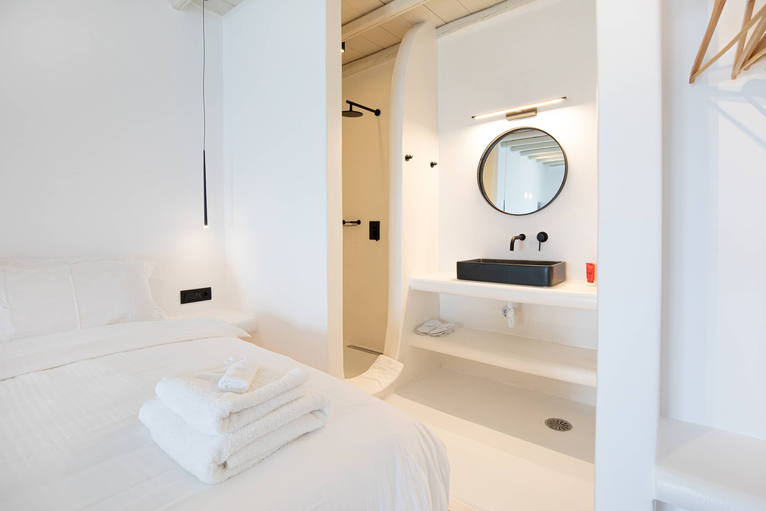 Obsession 2-Bedroom Suite With Panoramic Sea View 9