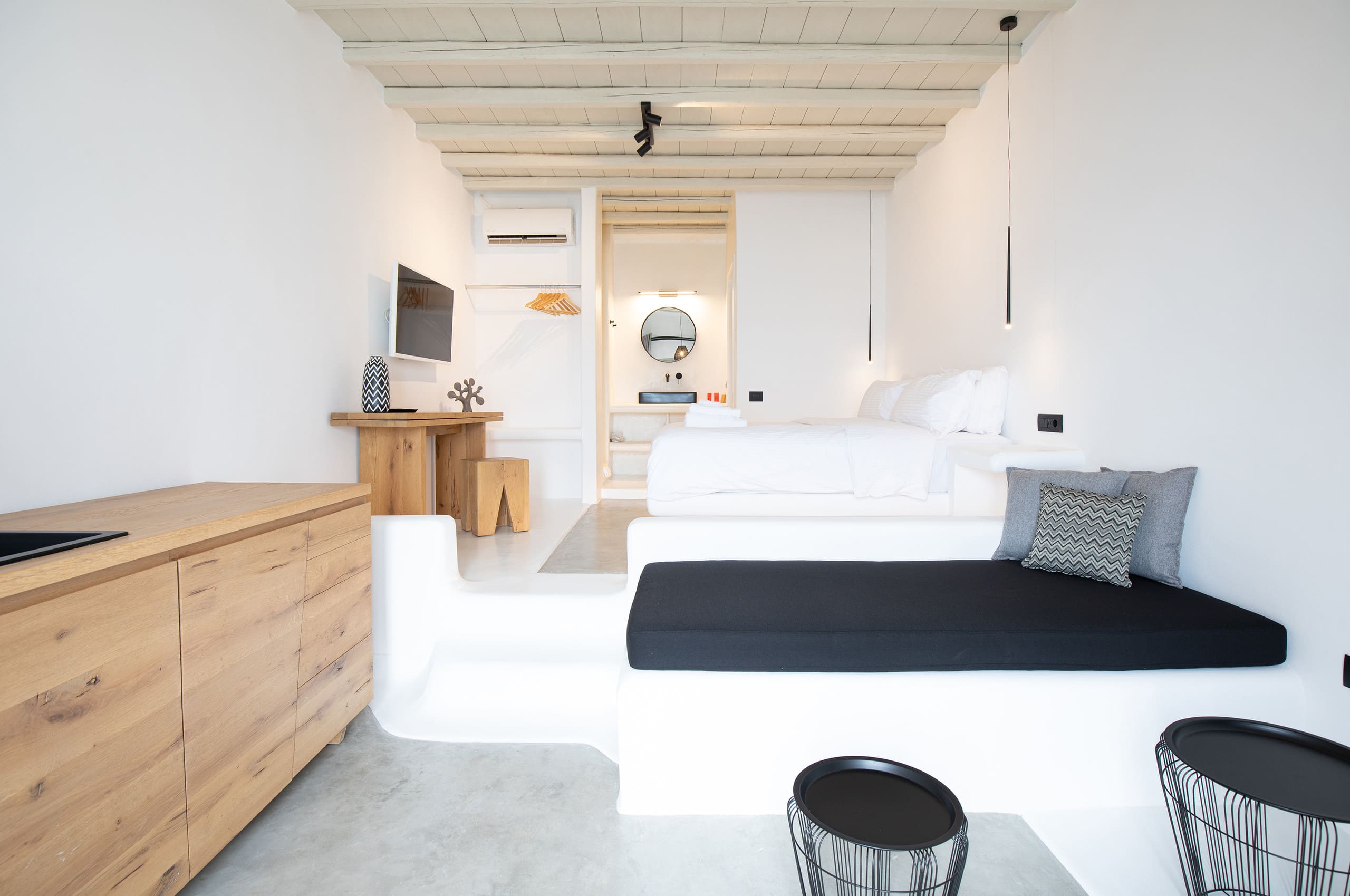 Obsession 2-Bedroom Suite With Panoramic Sea View 17