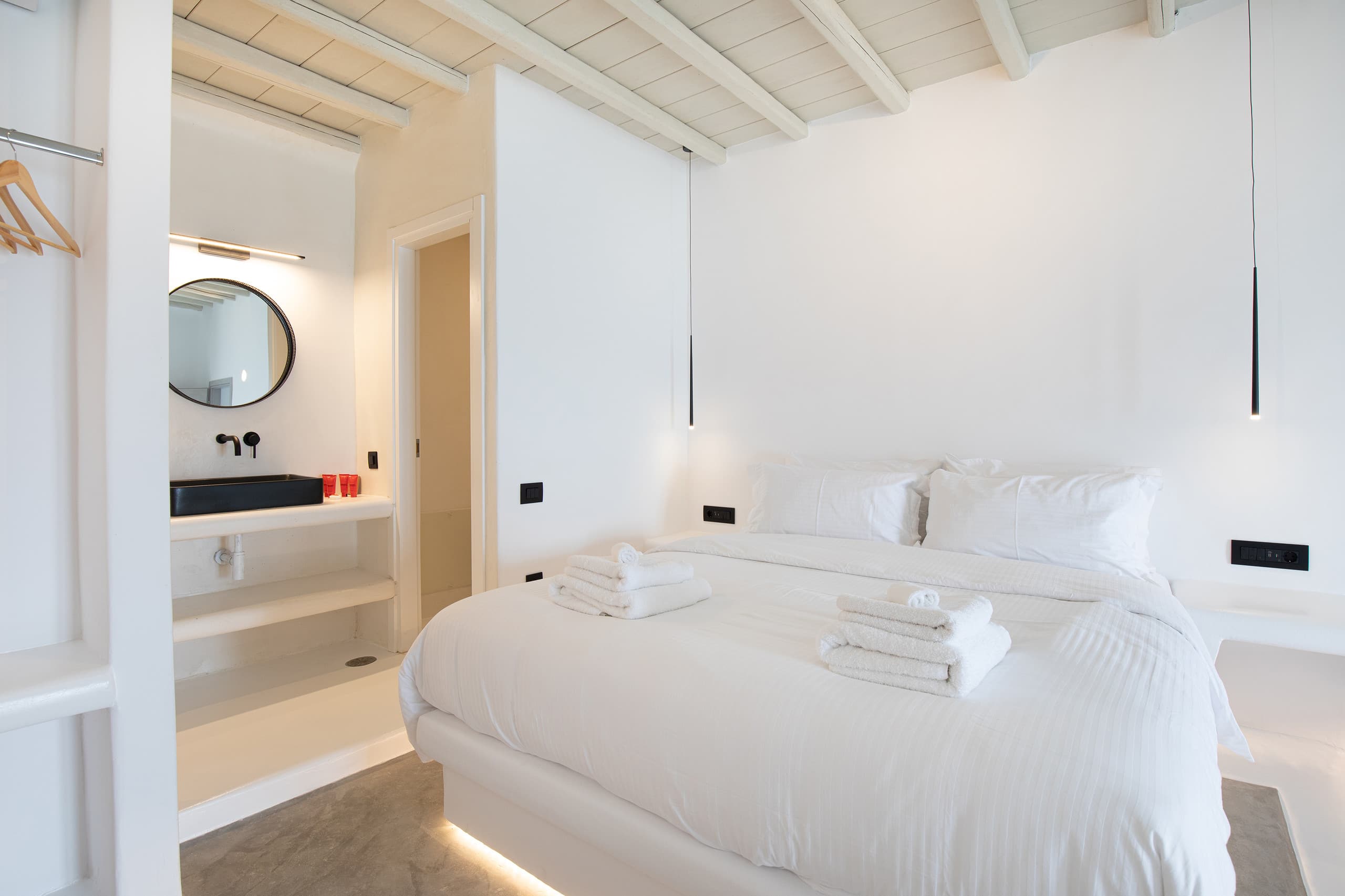 Obsession 2-Bedroom Suite With Panoramic Sea View 19