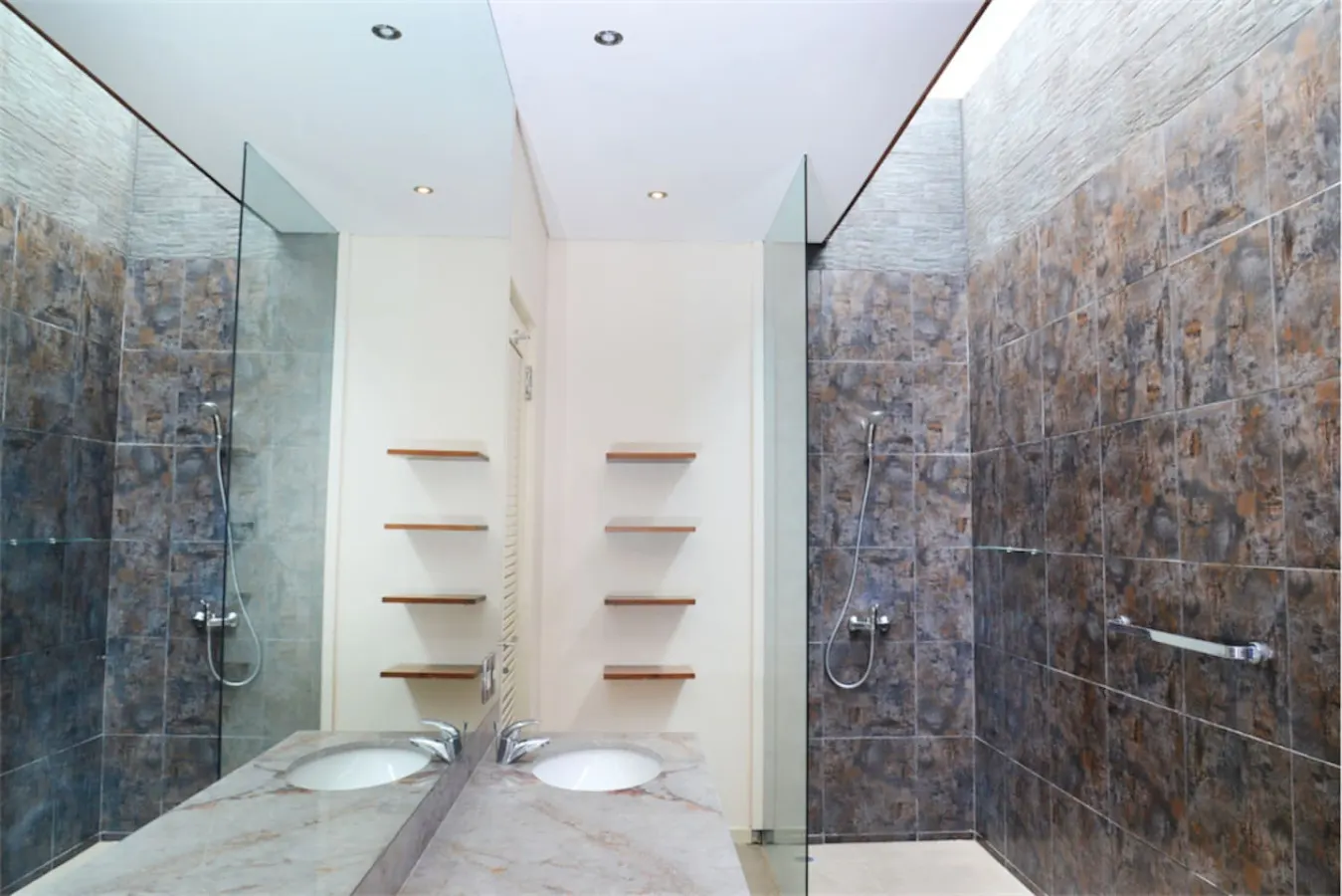 Villa Tentrem Legian 9