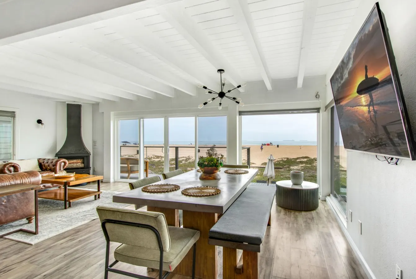 Beachfront Sunset Beach, Ocean Views, Sleeps 10 13