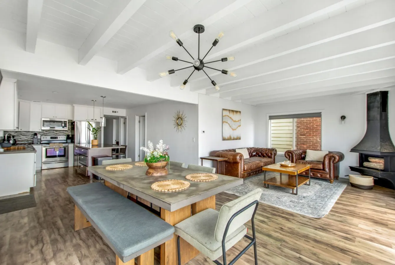 Beachfront Sunset Beach, Ocean Views, Sleeps 10 15