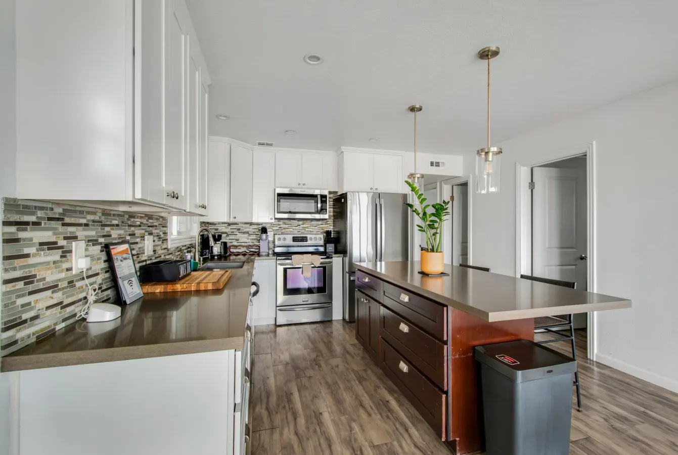 Beachfront Sunset Beach, Ocean Views, Sleeps 10 — photo 4