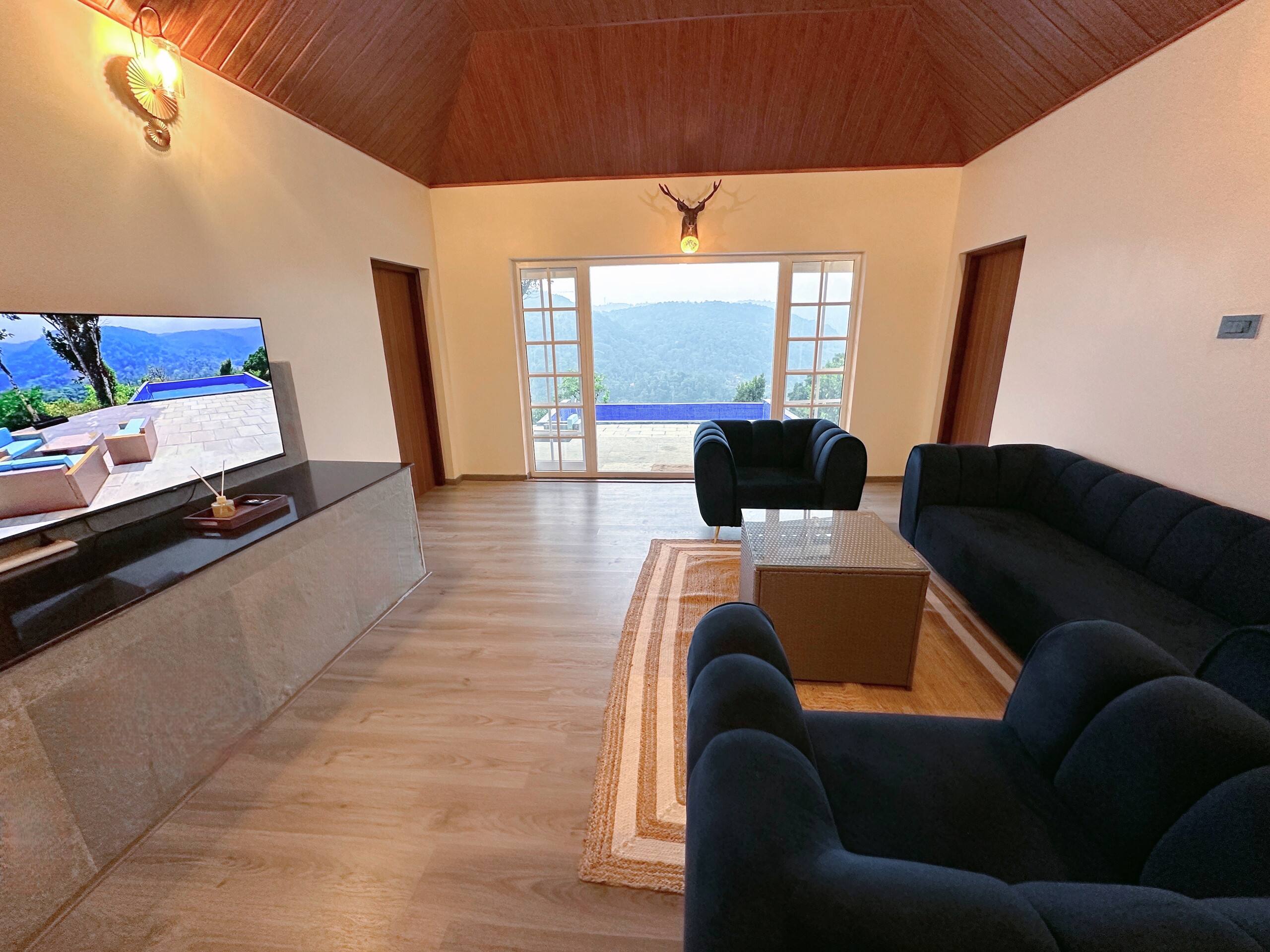 Vigok Estate 2BR Infinity pool 9