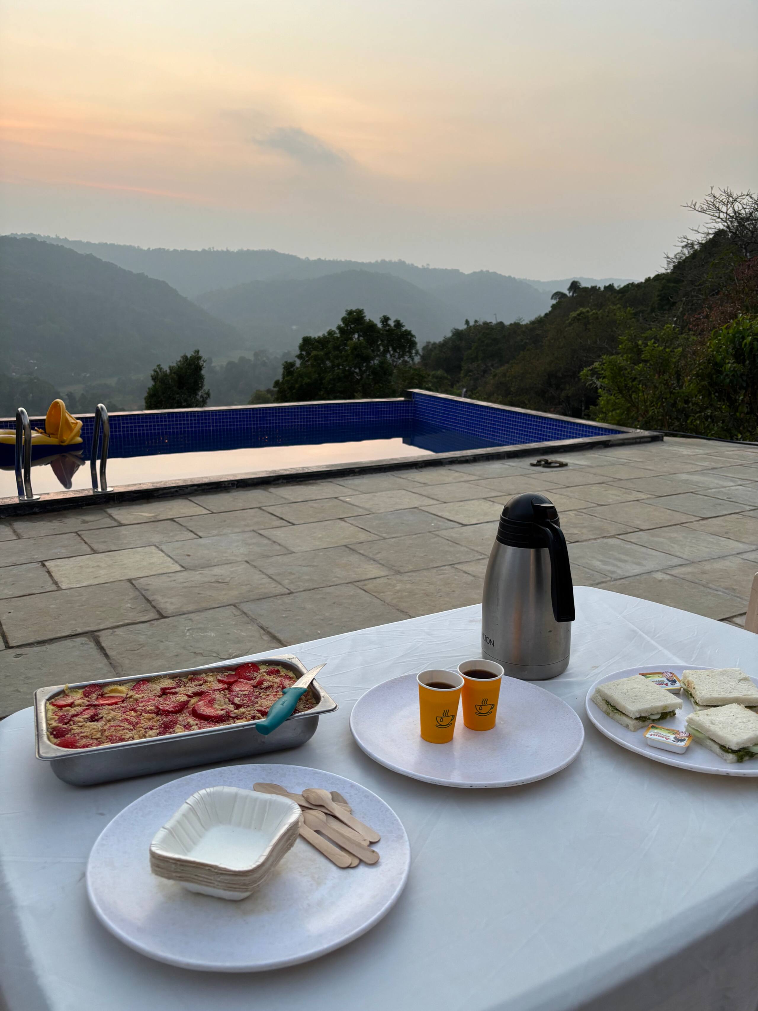 Vigok Estate 2BR Infinity pool — foto 2