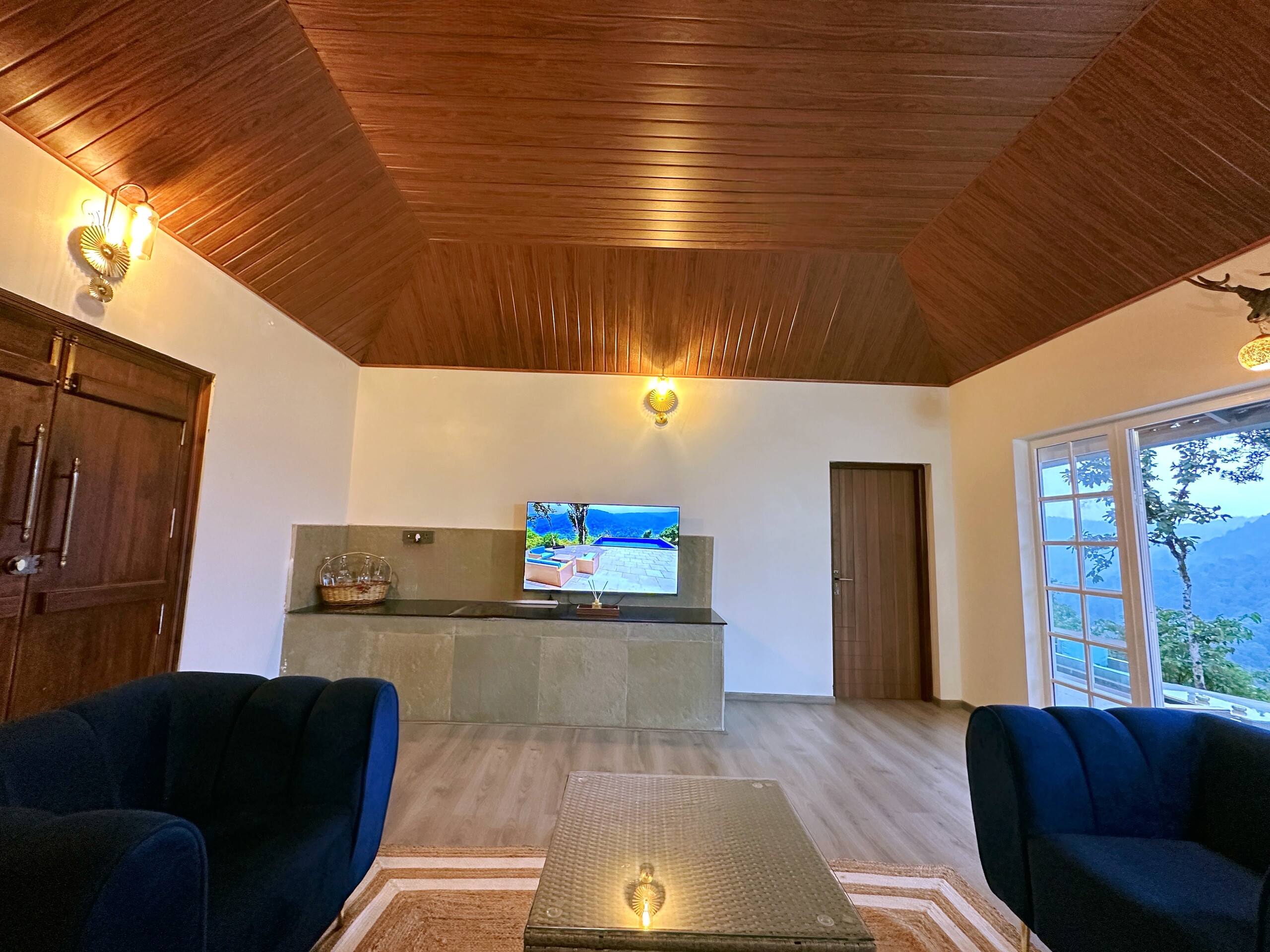 Vigok Estate 2BR Infinity pool 12