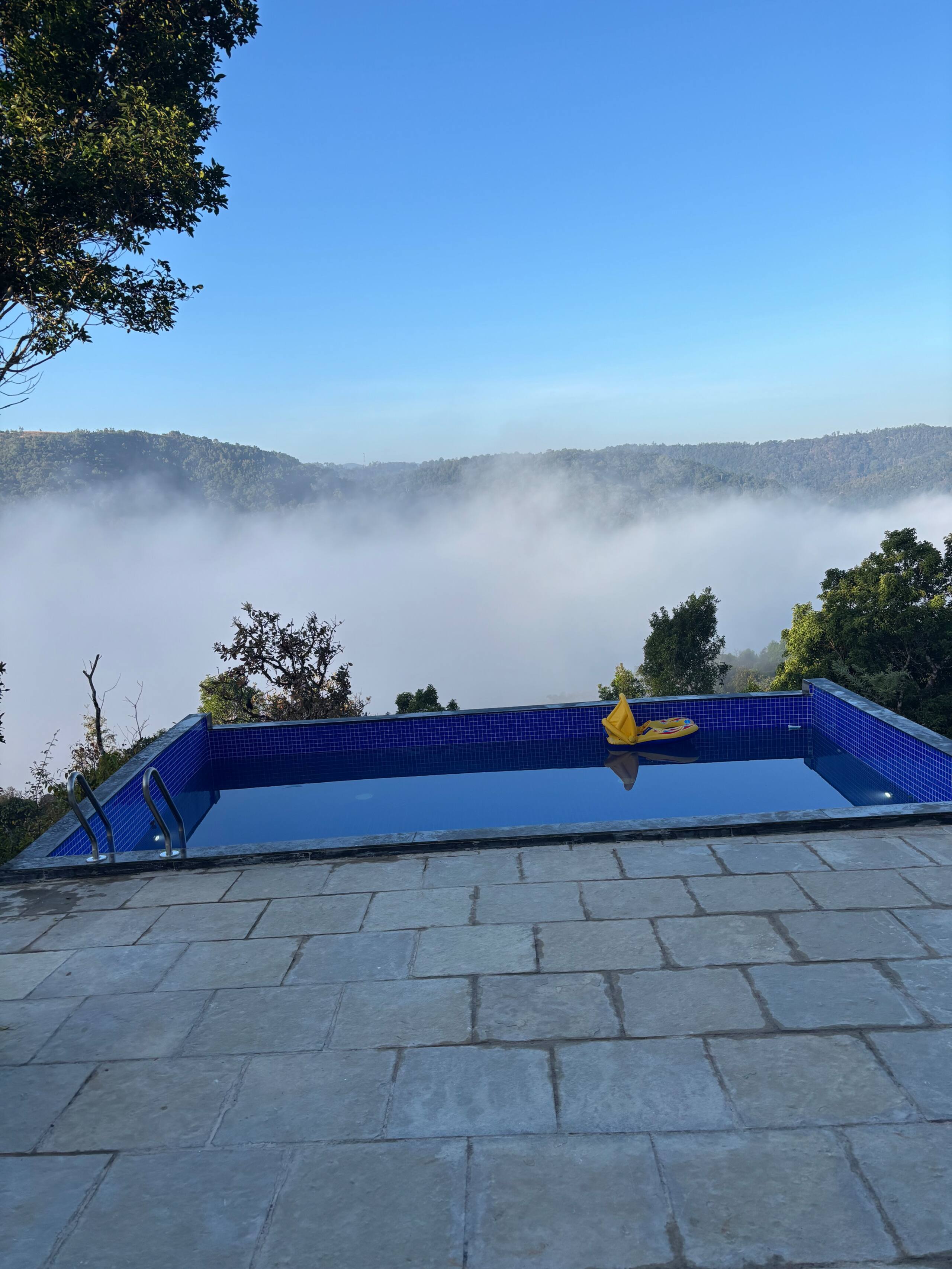Vigok Estate 2BR Infinity pool