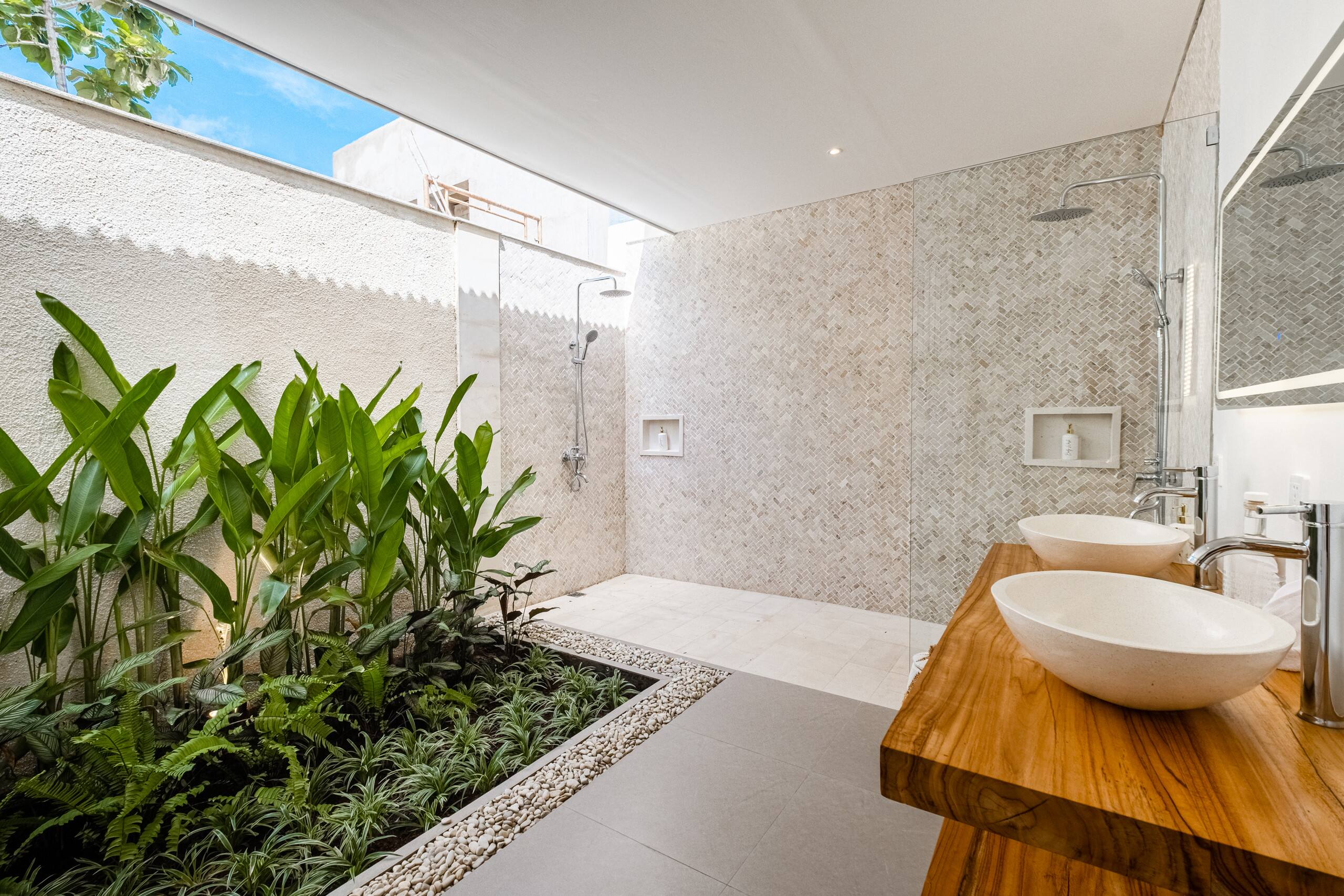 Brand new - Spacious 4bdrs villa - Balangan Beach 7