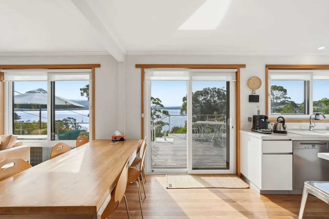 Coningham Beach House, Bay Views 16