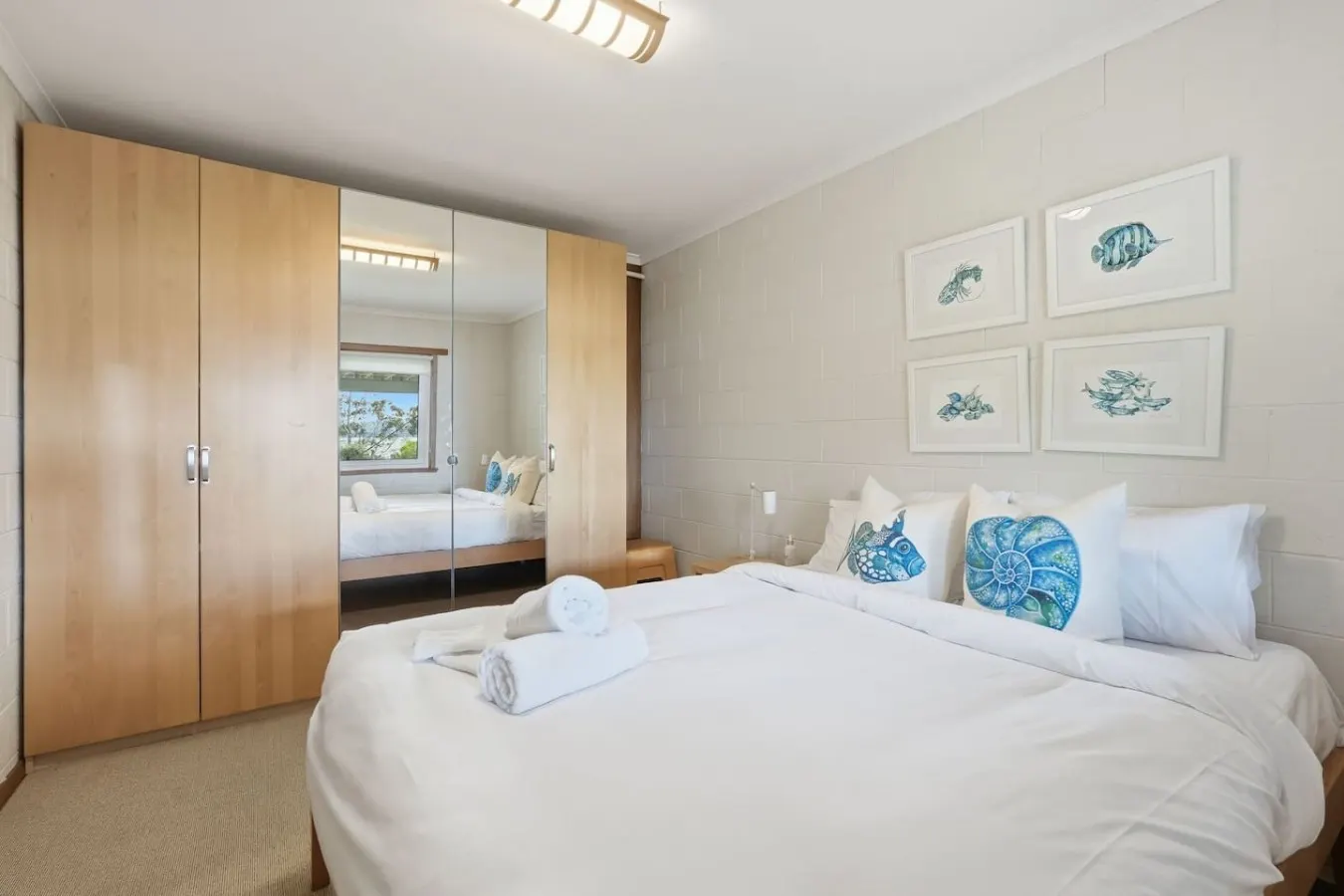 Coningham Beach House, Bay Views 18