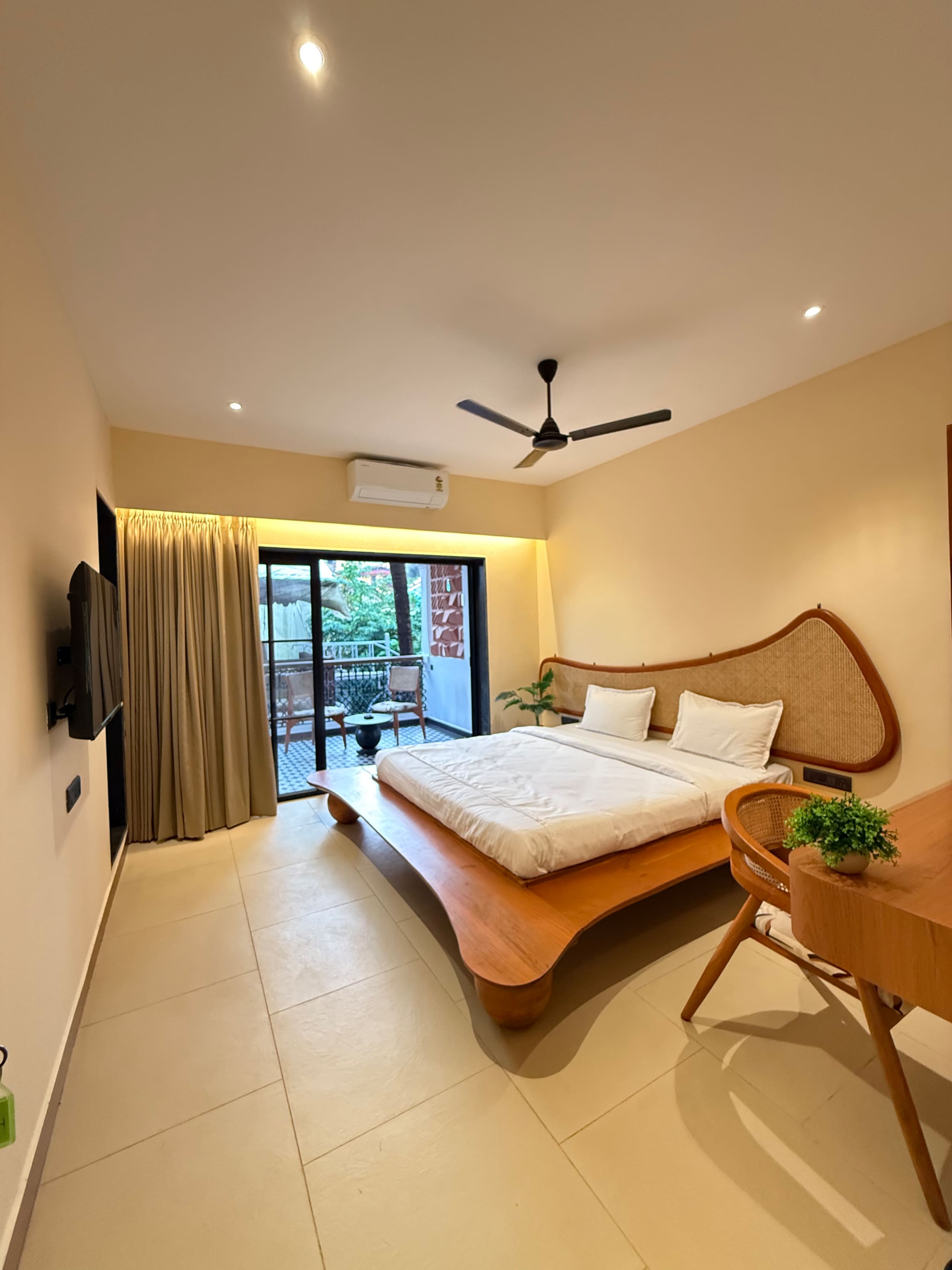 Deluxe suite with balcony in Fontainhas 1