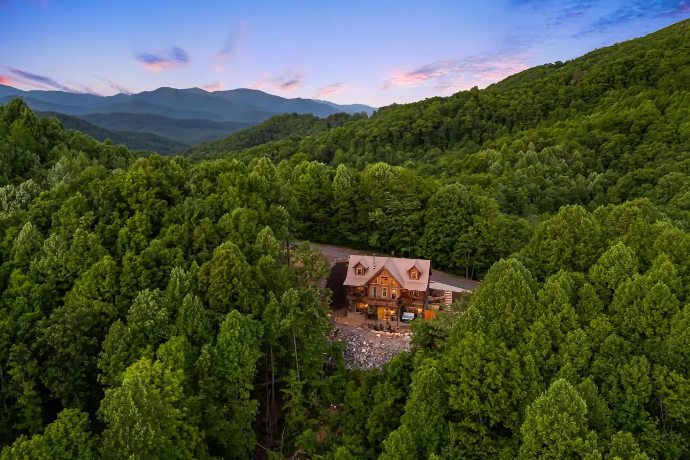 15 Min to Black Mtn Hot Tub, Views & Game Room 9