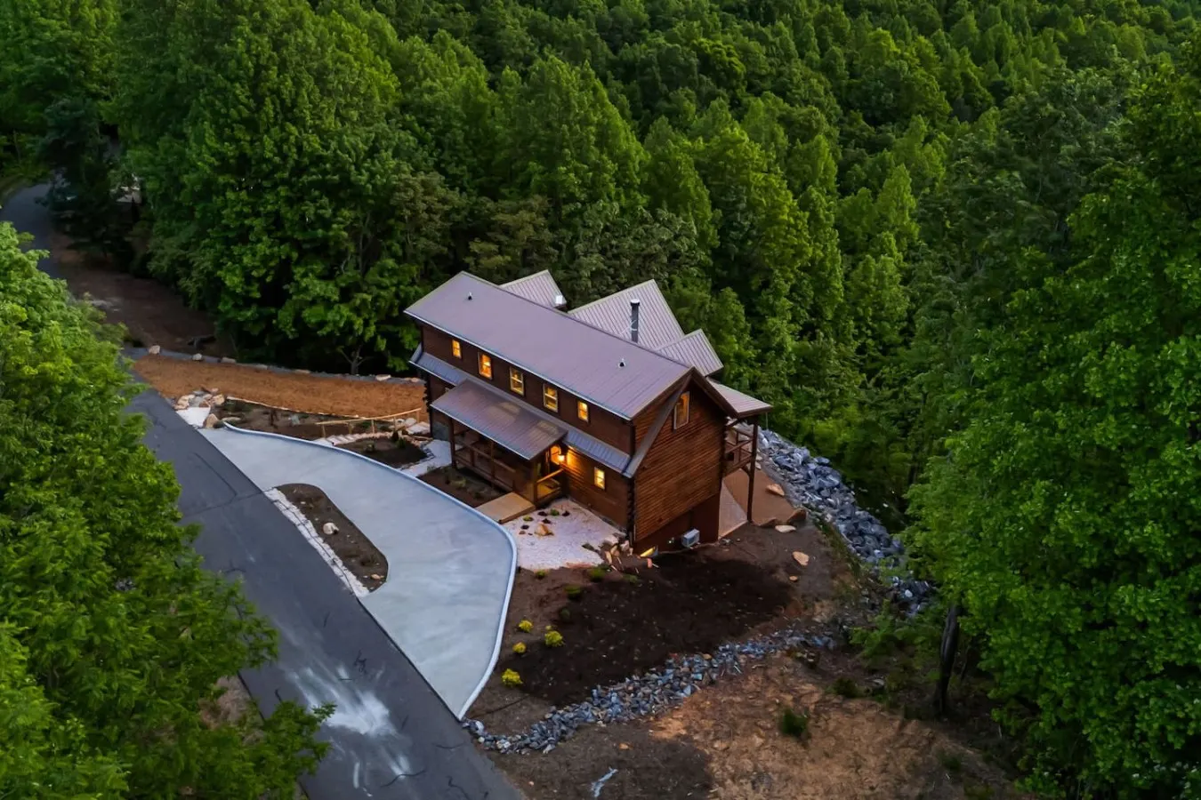 15 Min to Black Mtn Hot Tub, Views & Game Room 11