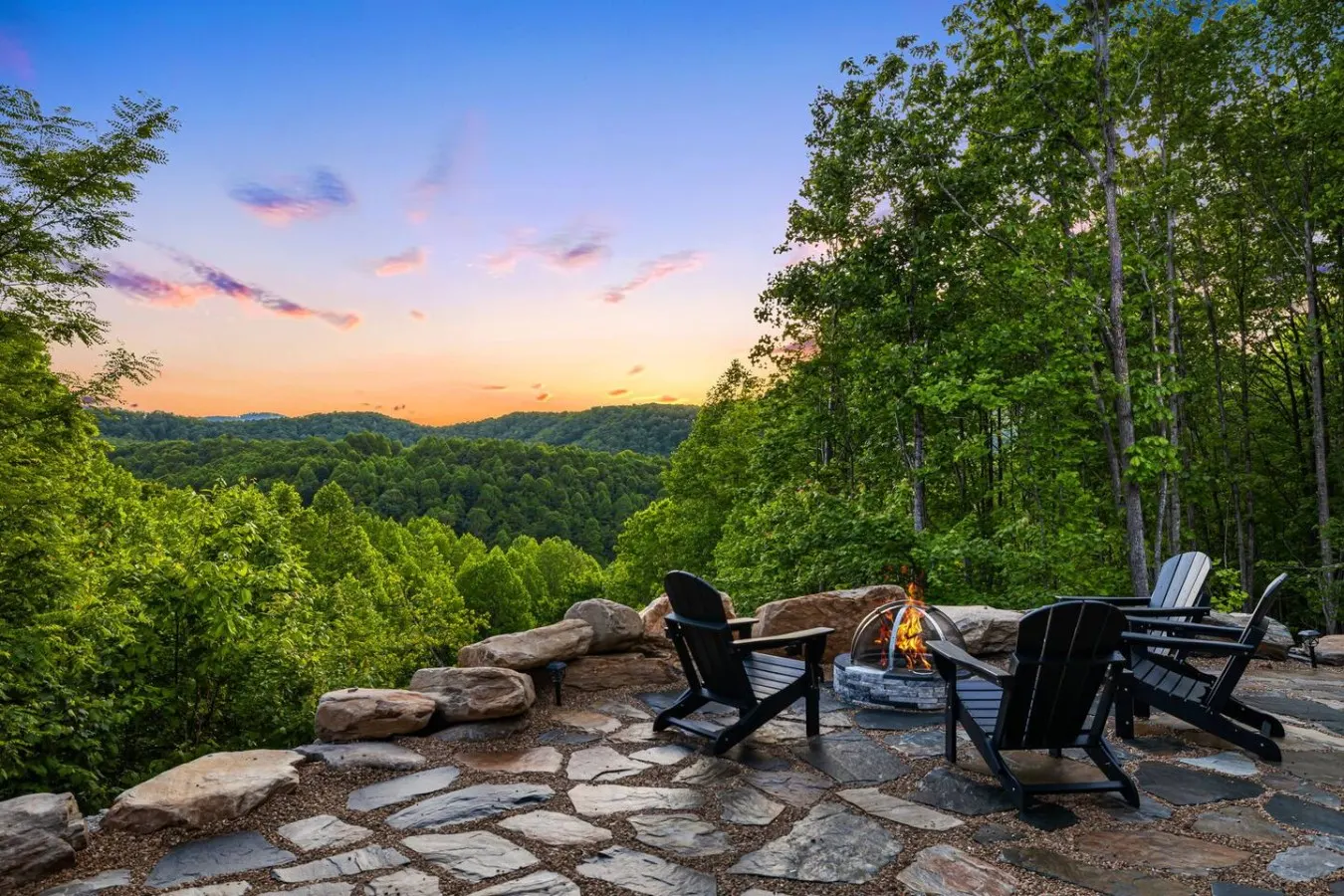 15 Min to Black Mtn Hot Tub, Views & Game Room 19