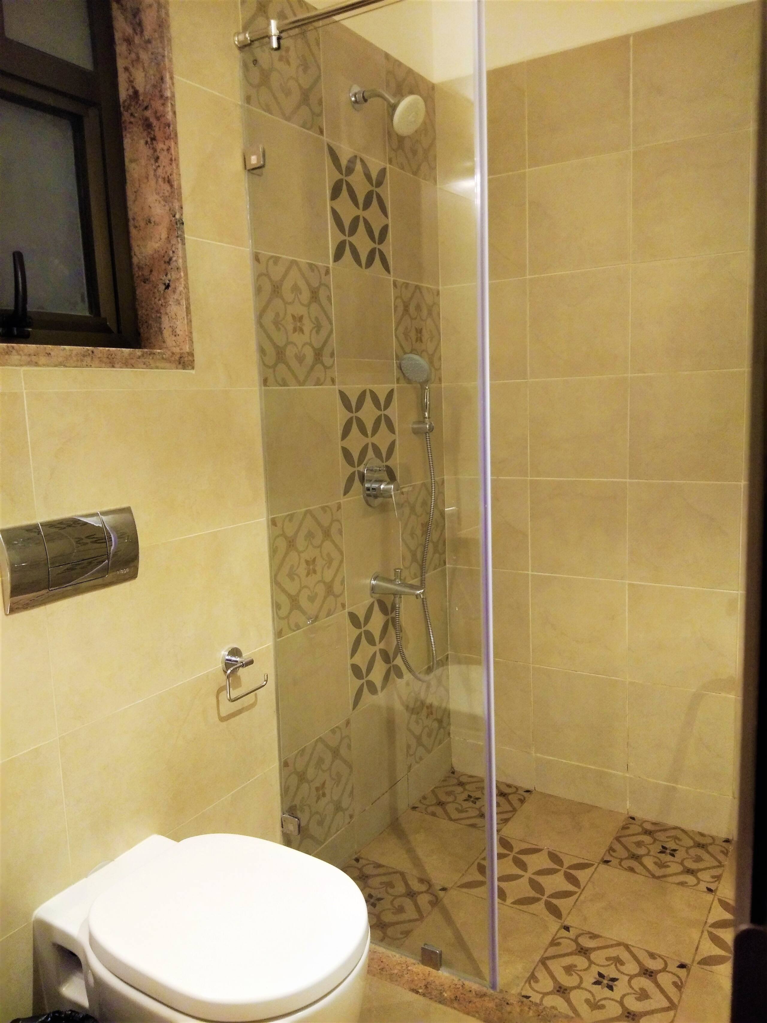Casa Legend Suites  · Luxurious 2 Double Bed Suite near Candolim Beach 17