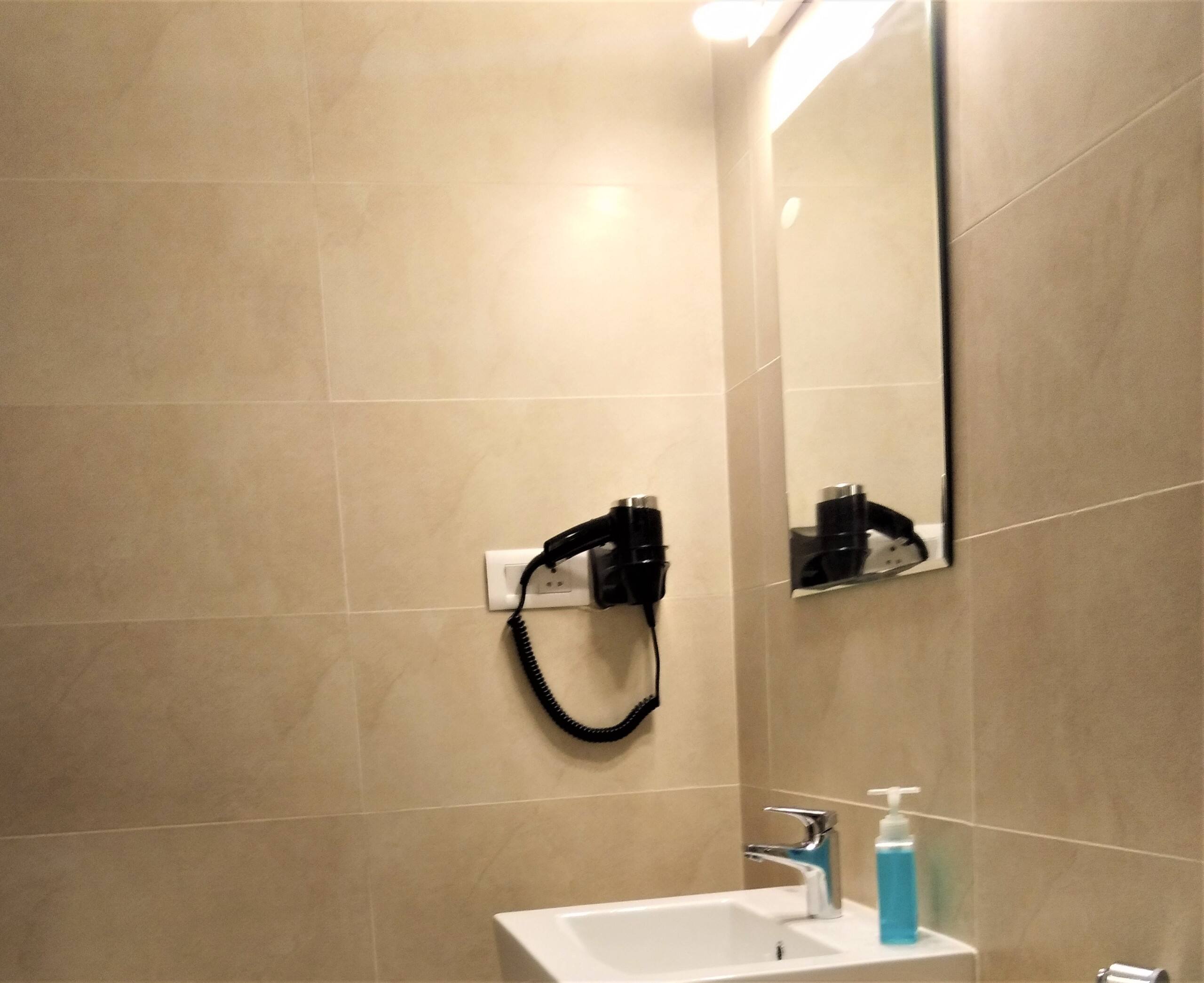 Casa Legend Suites  · Luxurious 2 Double Bed Suite near Candolim Beach 16