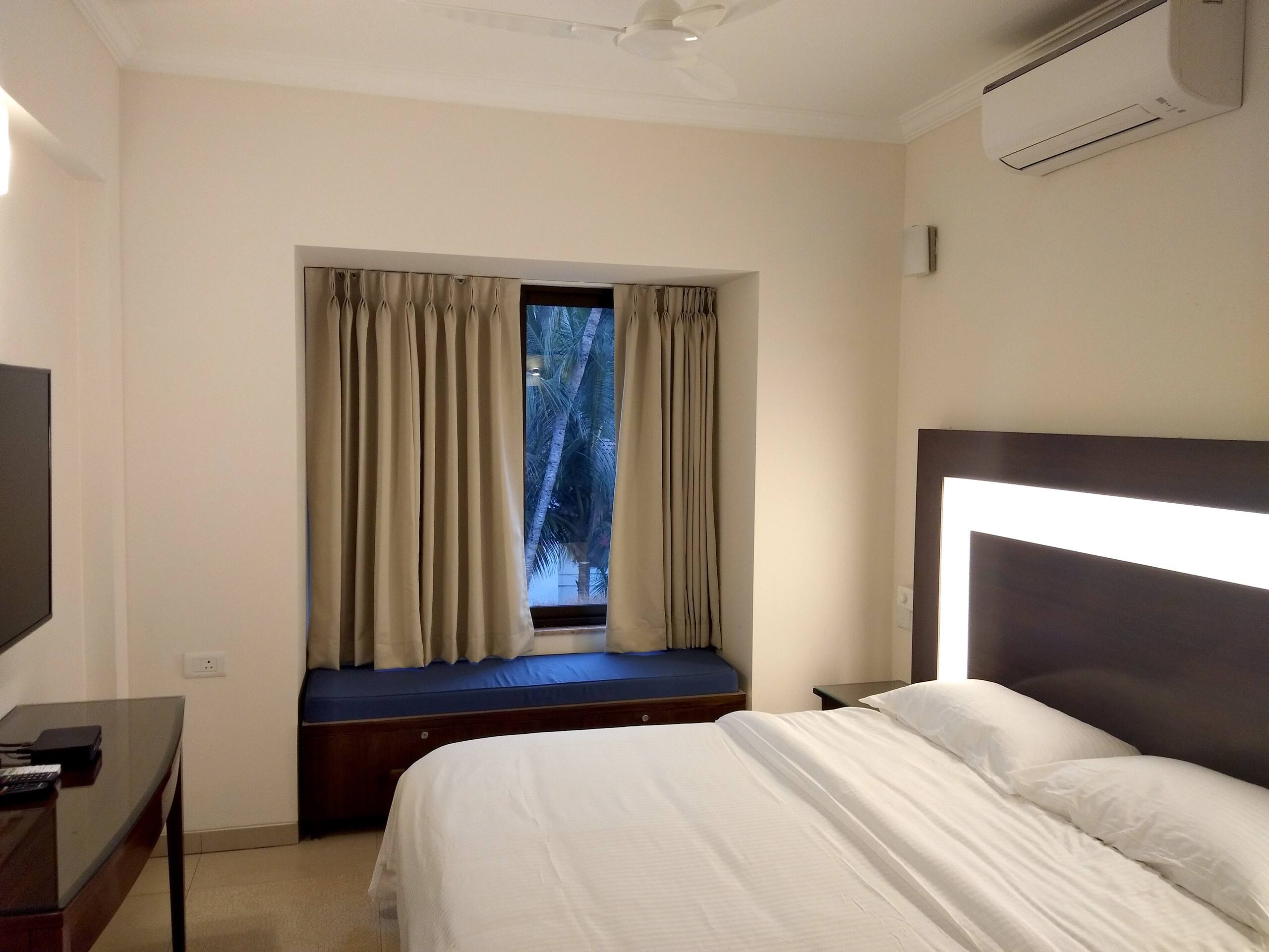 Casa Legend Suites  · Luxurious 2 Double Bed Suite near Candolim Beach 9