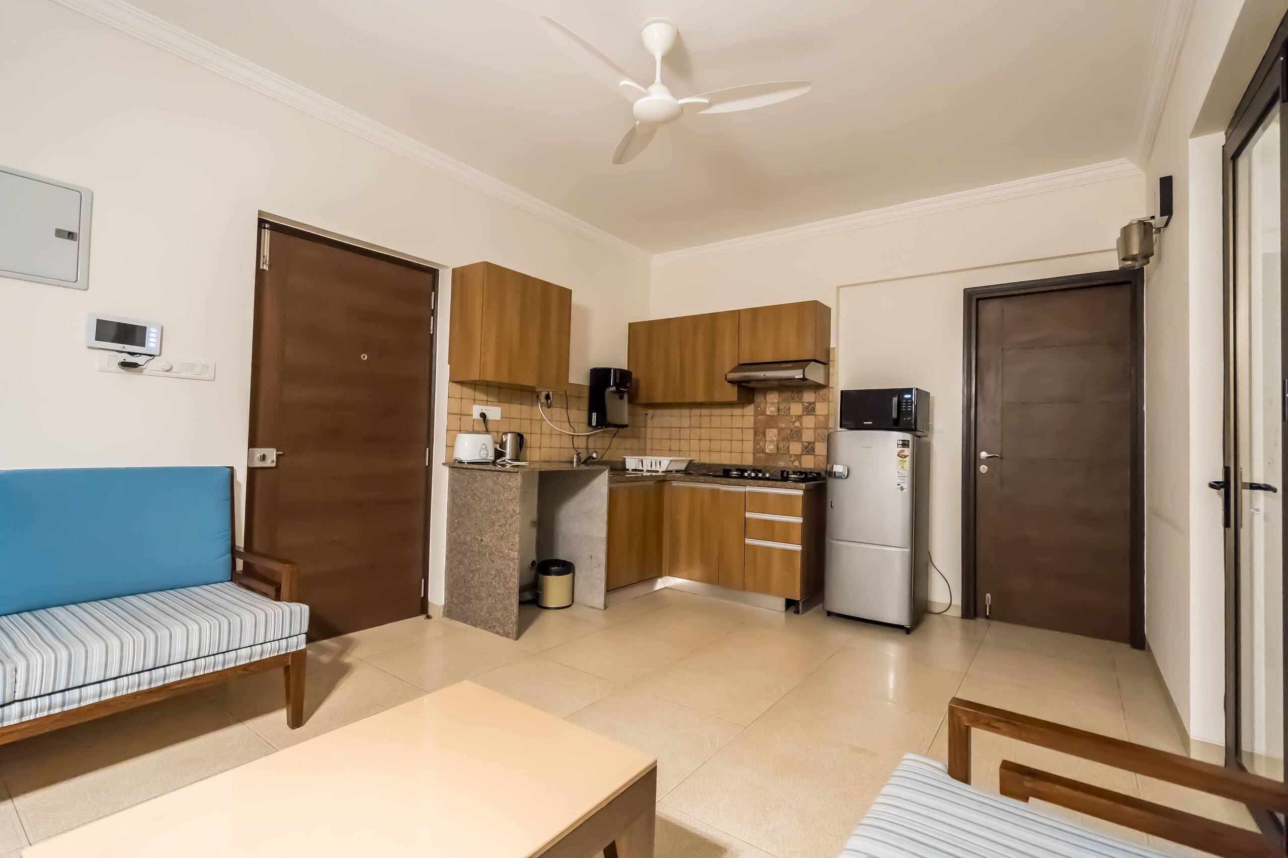 Casa Legend Suites  · Luxurious 2 Double Bed Suite near Candolim Beach 6