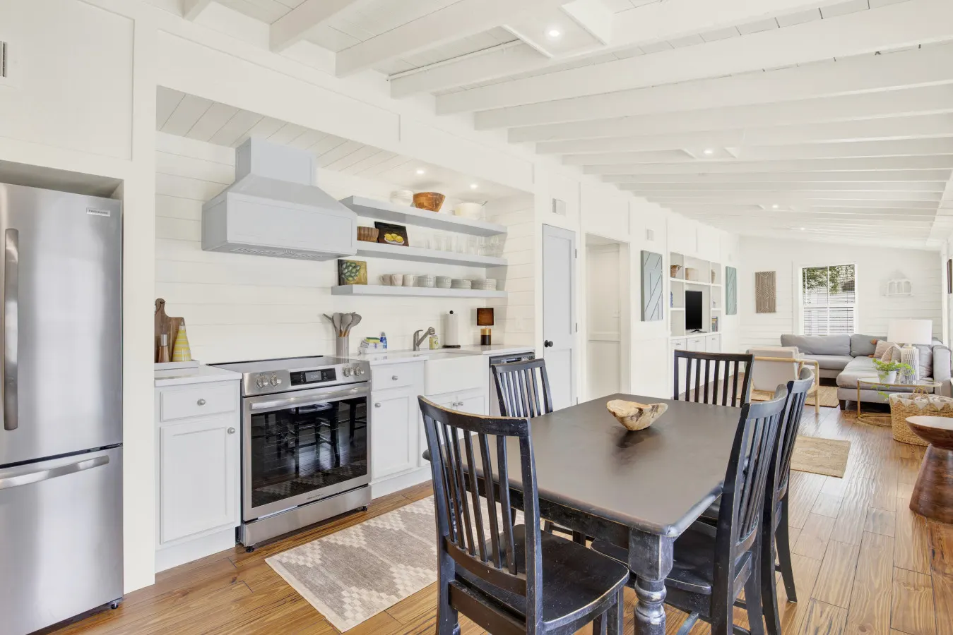 Little Mama’s Beach House 6