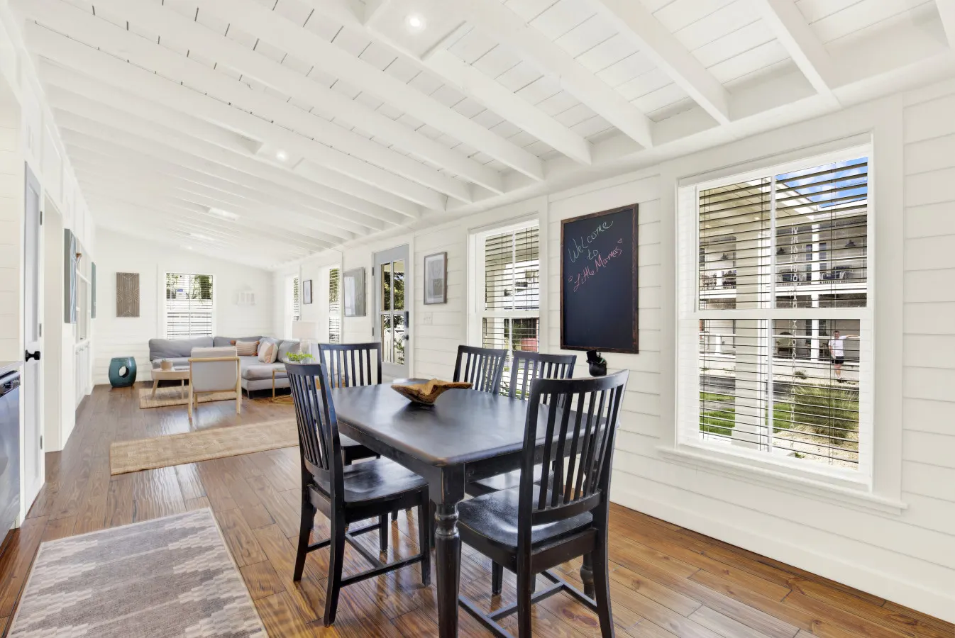 Little Mama’s Beach House 8