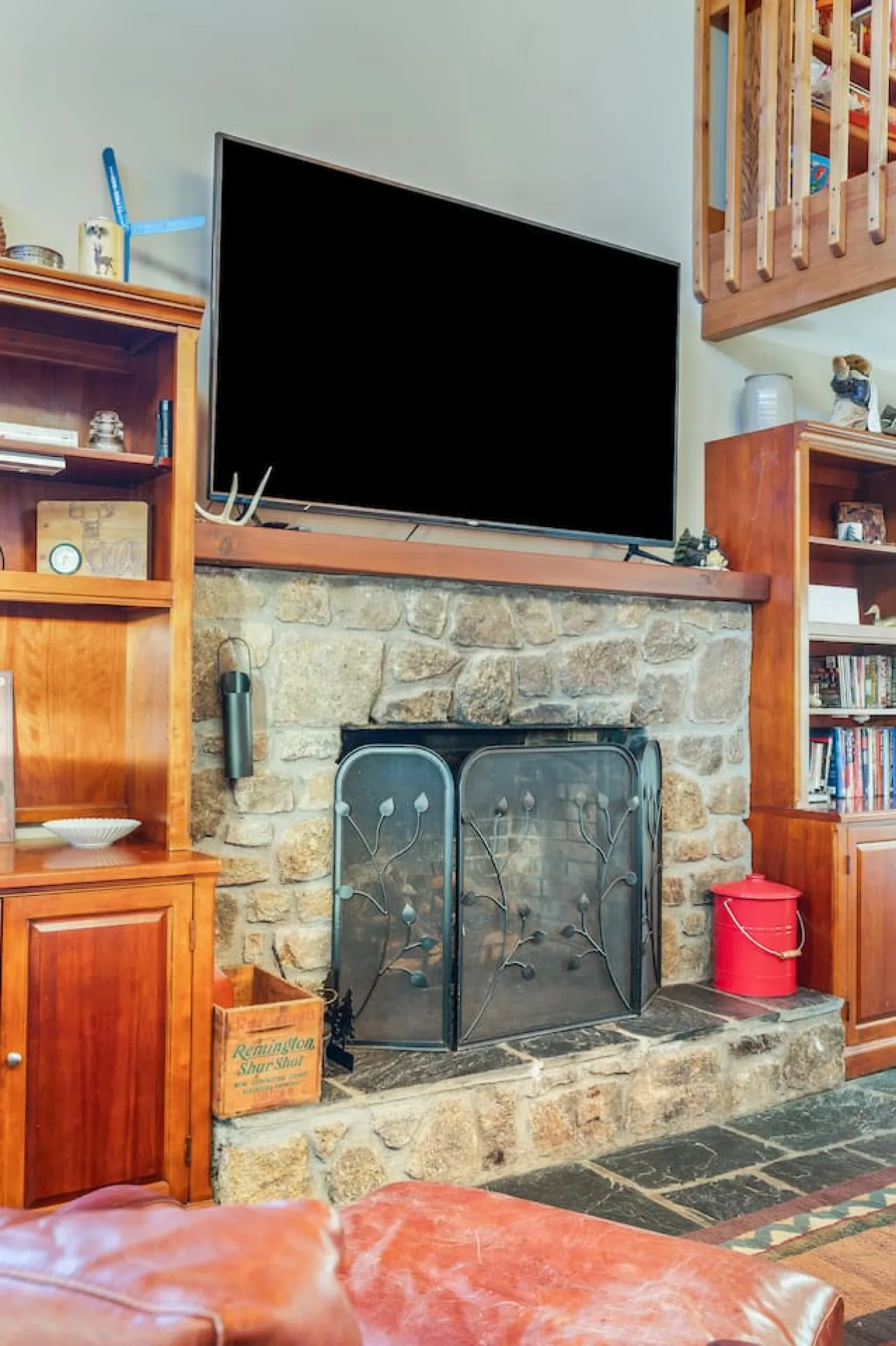 Mountain Retreat: Stunning Views, Fire Pit, Peace 15