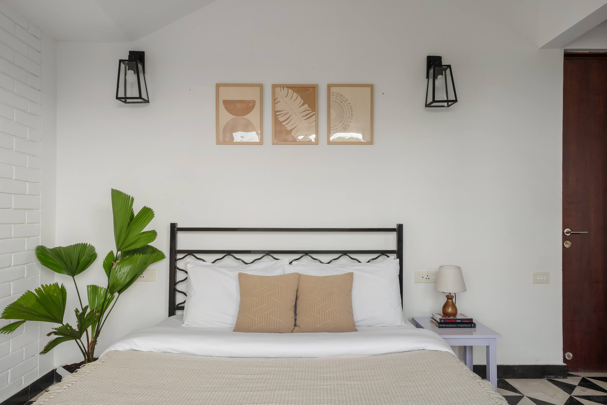 Lush 2BHK | Pool | Reis Magos 32