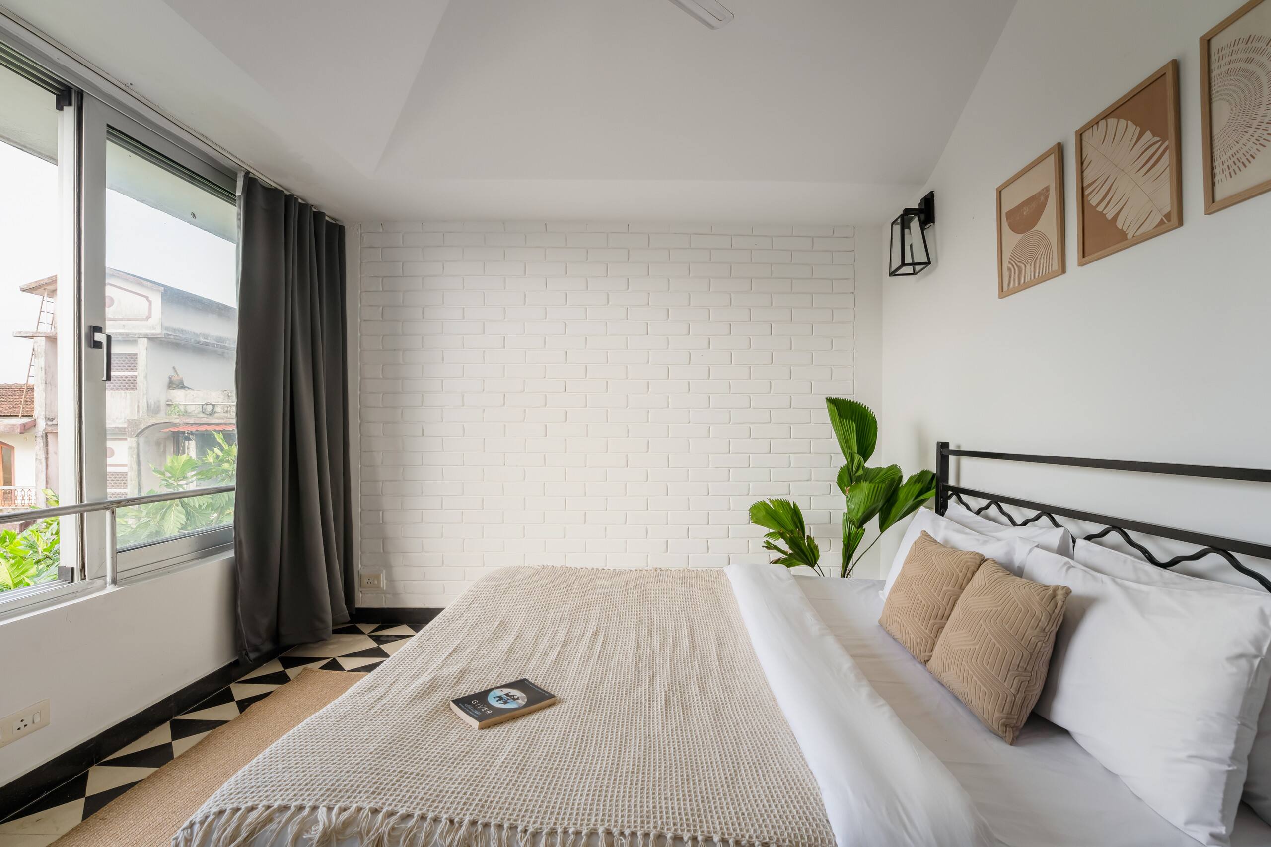 Lush 2BHK | Pool | Reis Magos 31