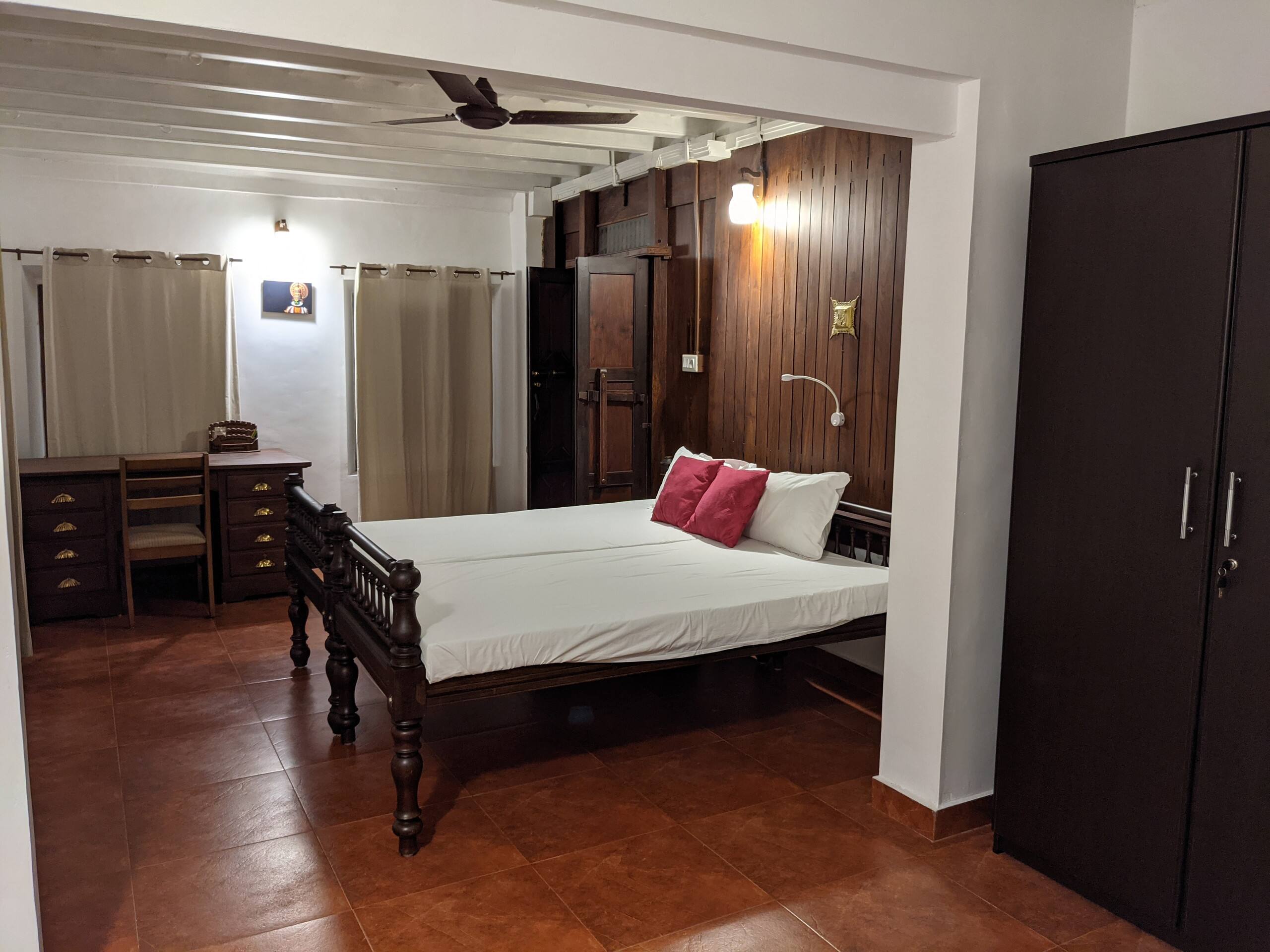 "Maya Heritage" Entire House in Aymanam, Kottayam 8