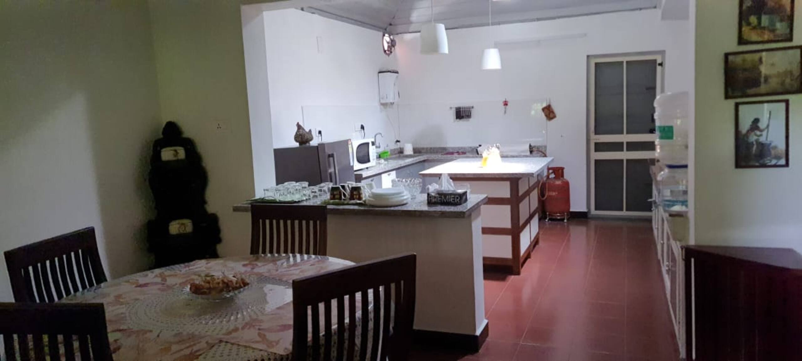 "Maya Heritage" Entire House in Aymanam, Kottayam 6