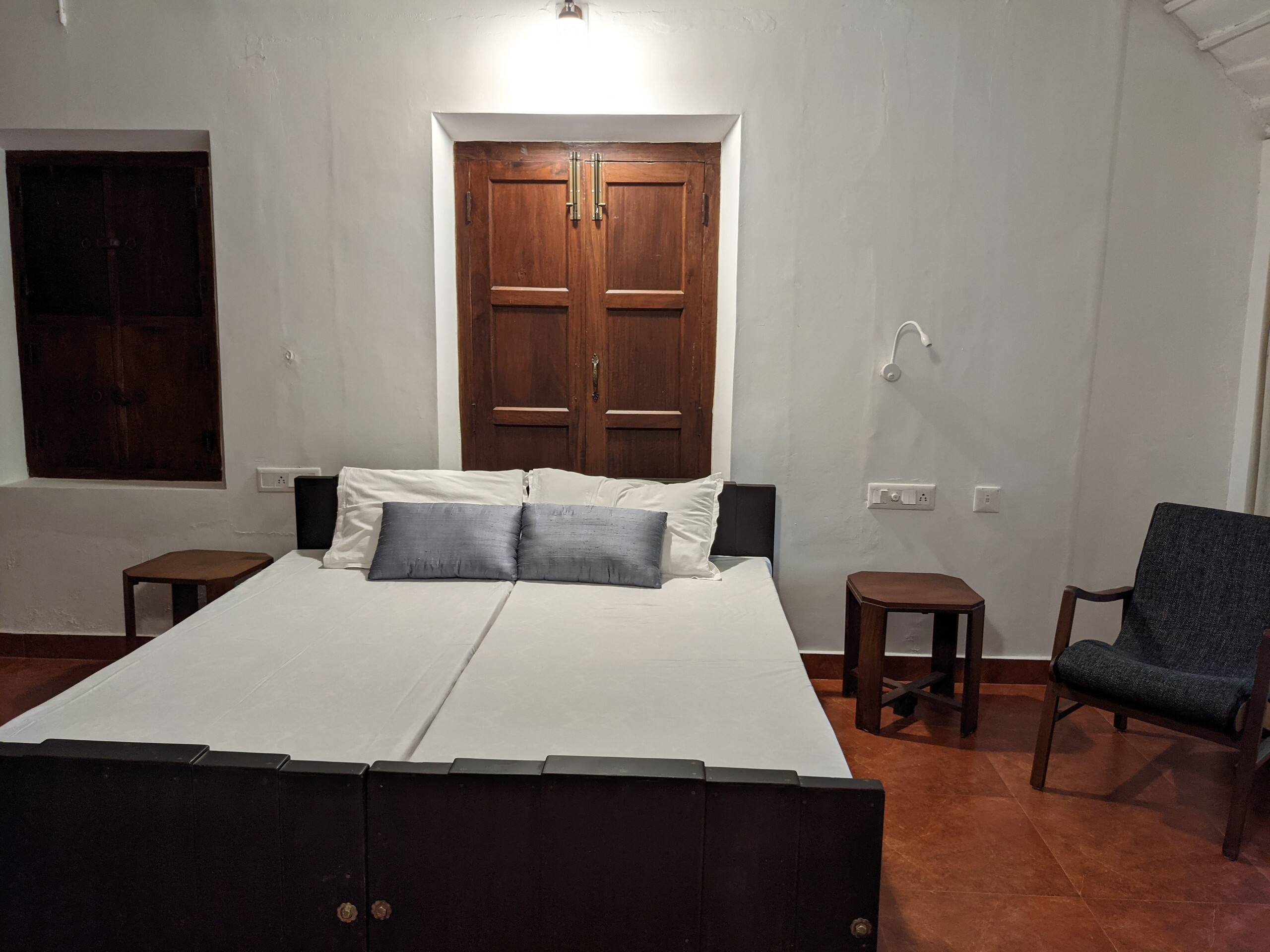 "Maya Heritage" Entire House in Aymanam, Kottayam 10