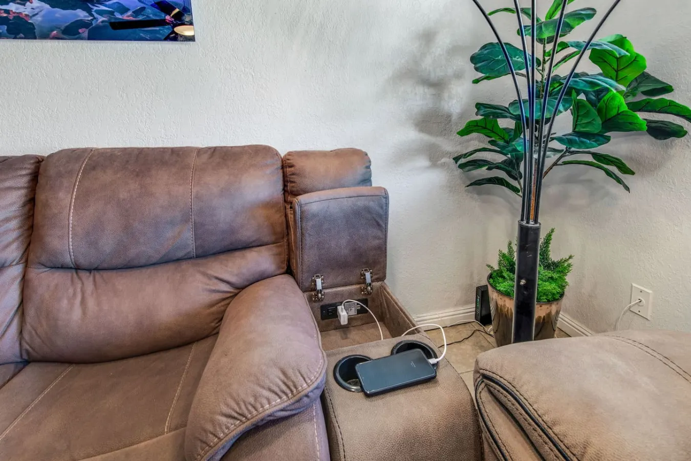 Havasu War Eagle - Pool, Games, Serene Stay 7
