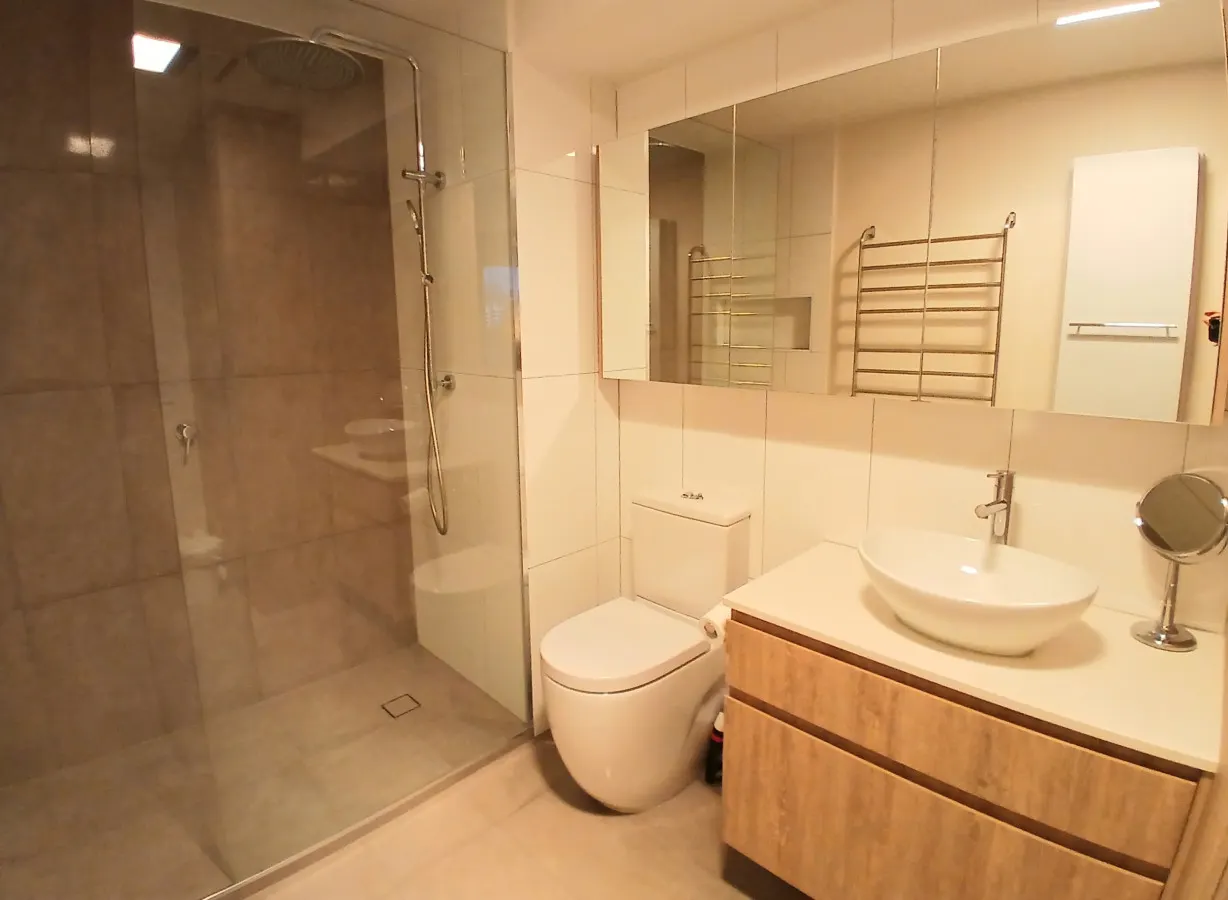 Southbank Boulevard Retreat by Readyset Apartments - 3 Bedroom Apartment - SB1 16