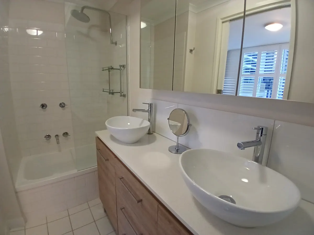 Southbank Boulevard Retreat by Readyset Apartments - 3 Bedroom Apartment - SB1 17