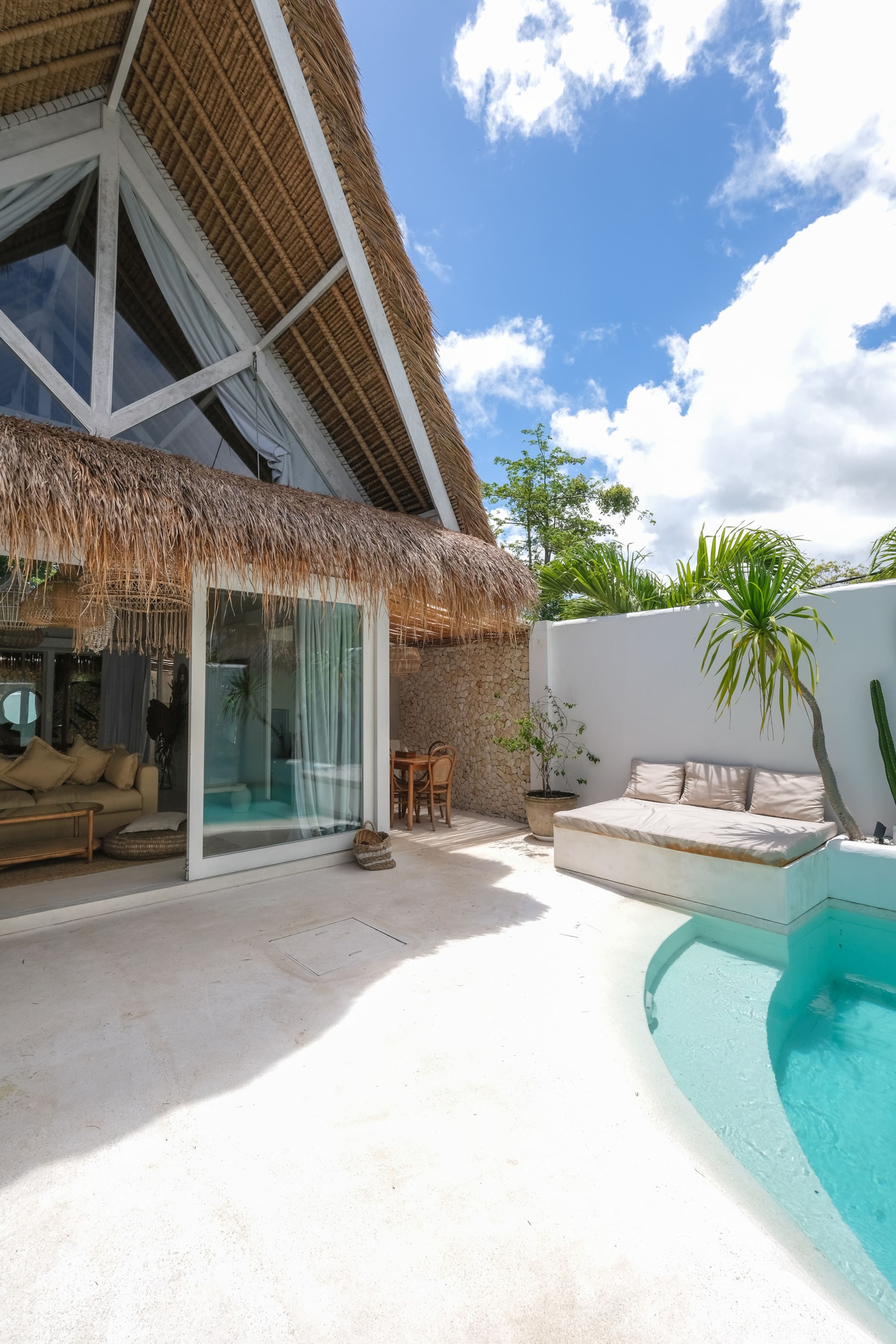 AMAKA: Mediterranean Boho Style Villa Bingin 16