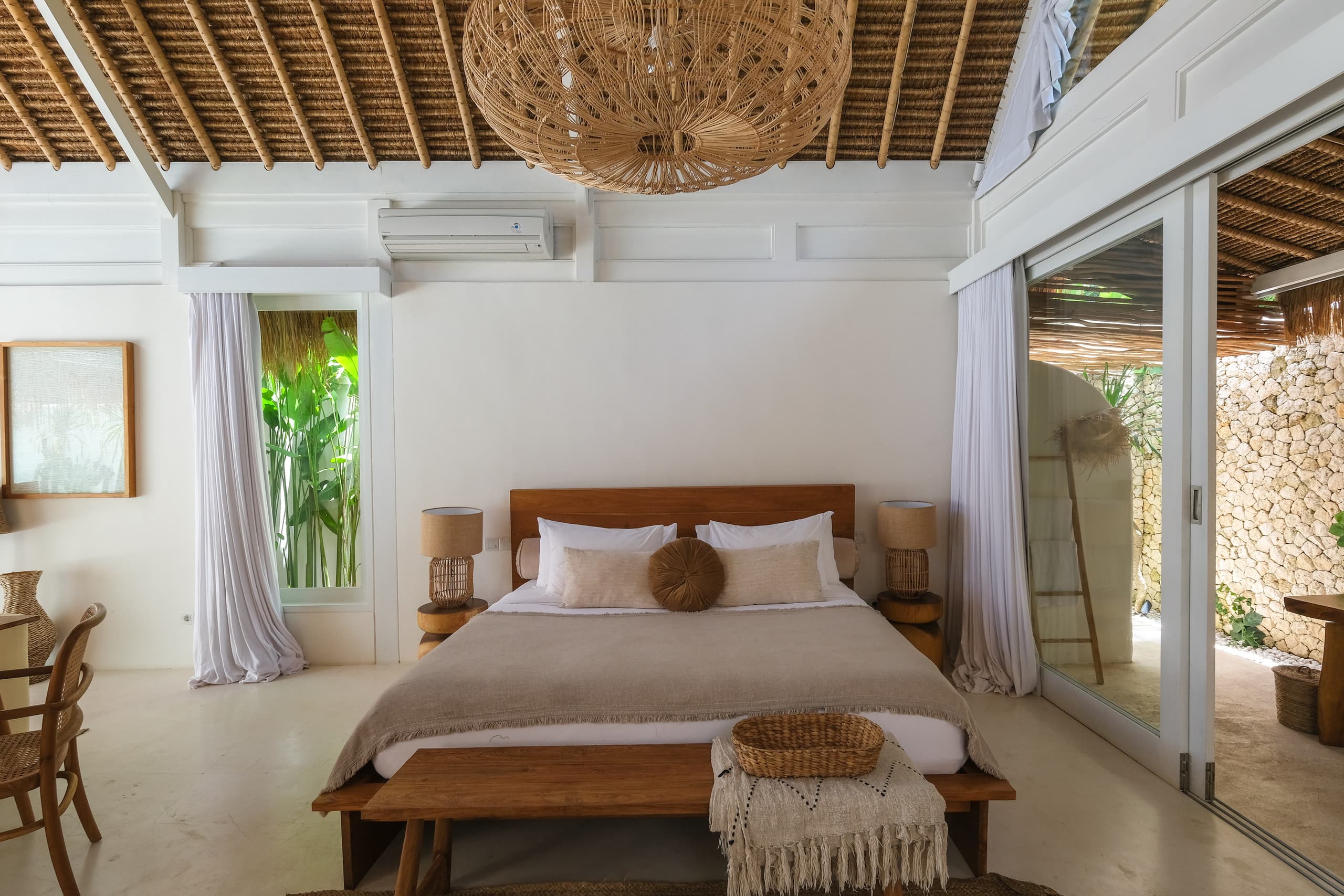 AMAKA: Mediterranean Boho Style Villa Bingin 19