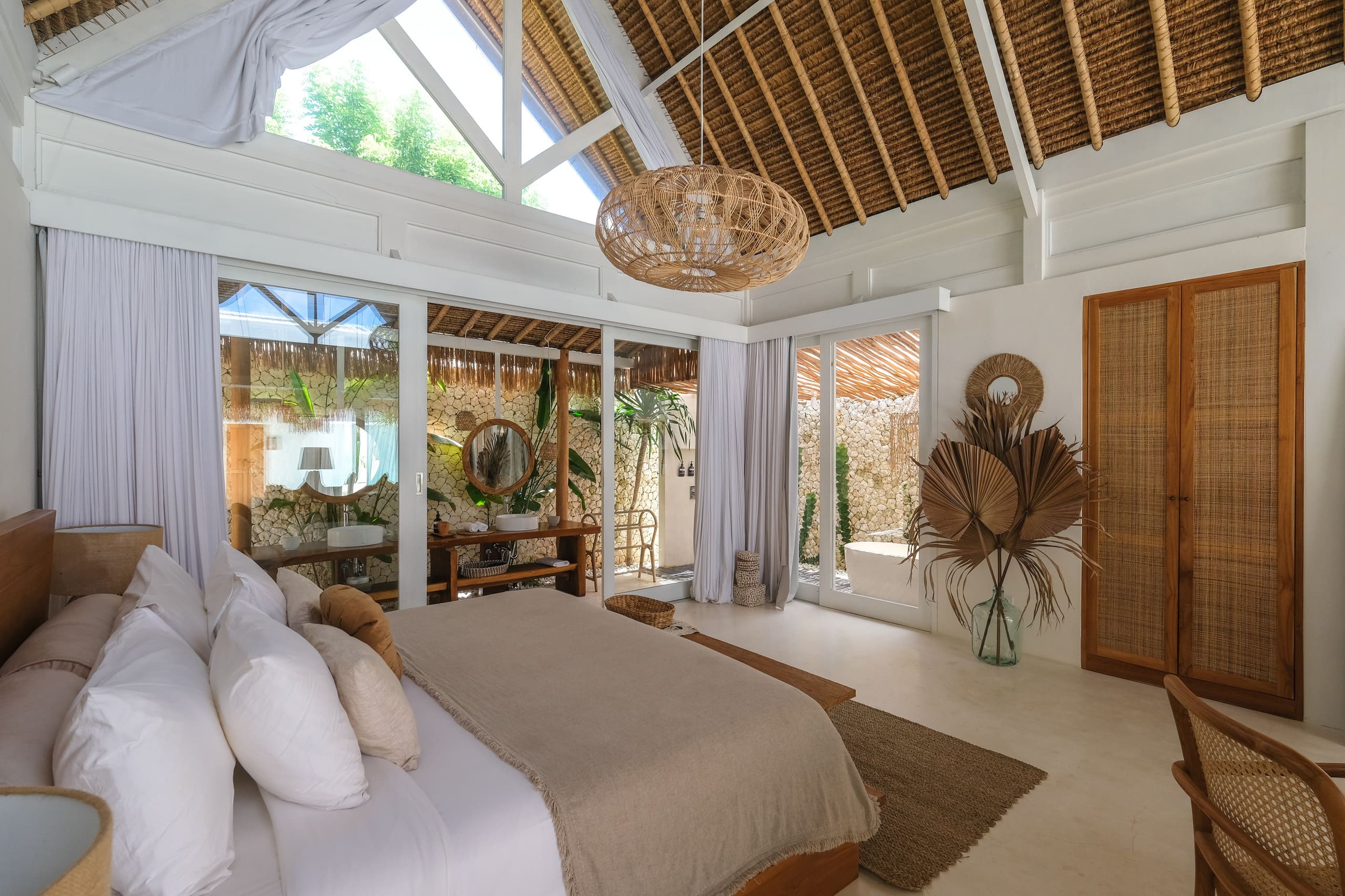 AMAKA: Mediterranean Boho Style Villa Bingin 7