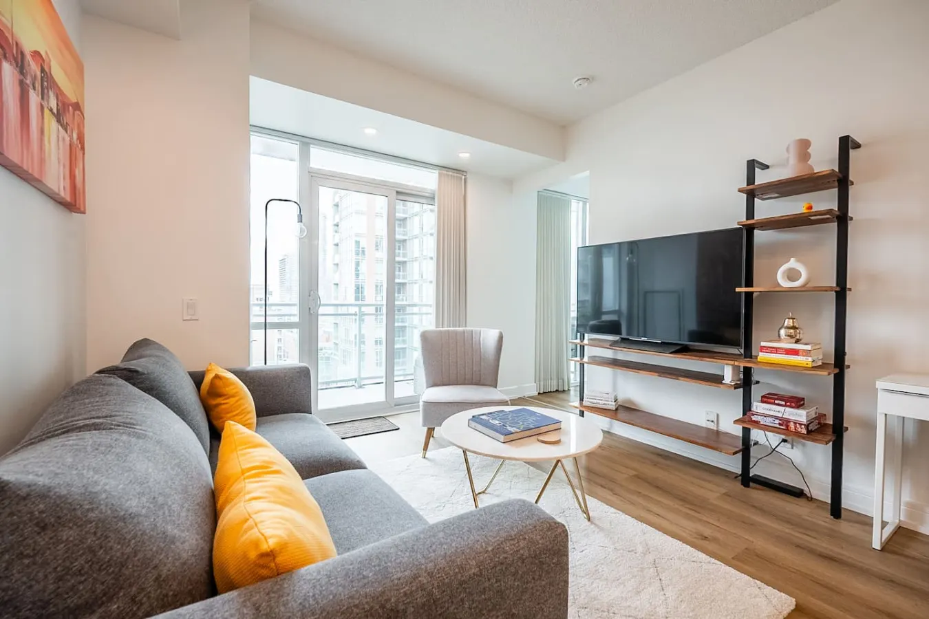 Stylish 1BR Condo Sleeps 4 Stunning City Views 1