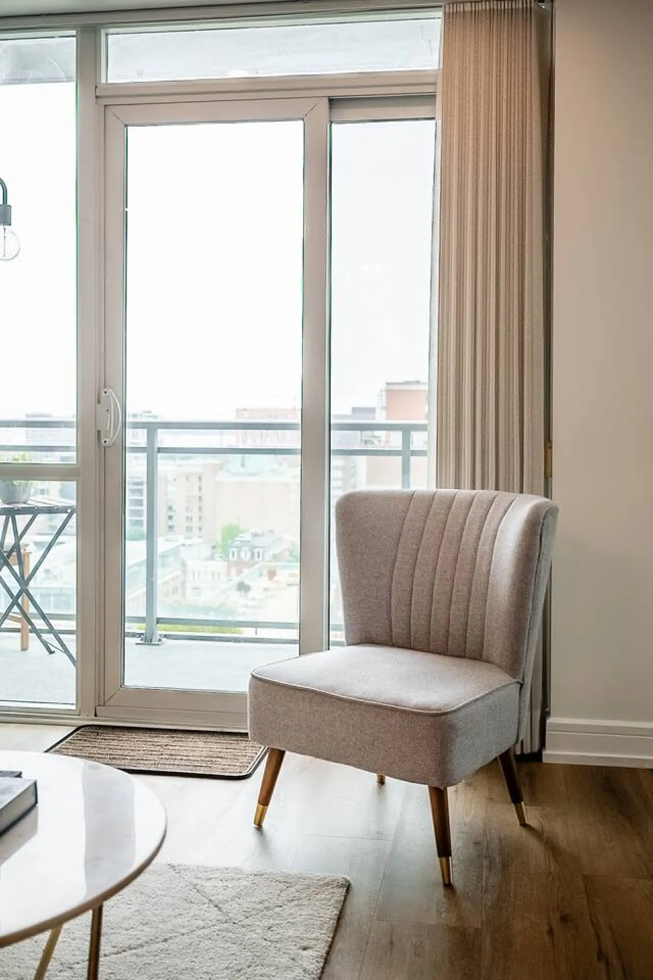 Stylish 1BR Condo Sleeps 4 Stunning City Views 8