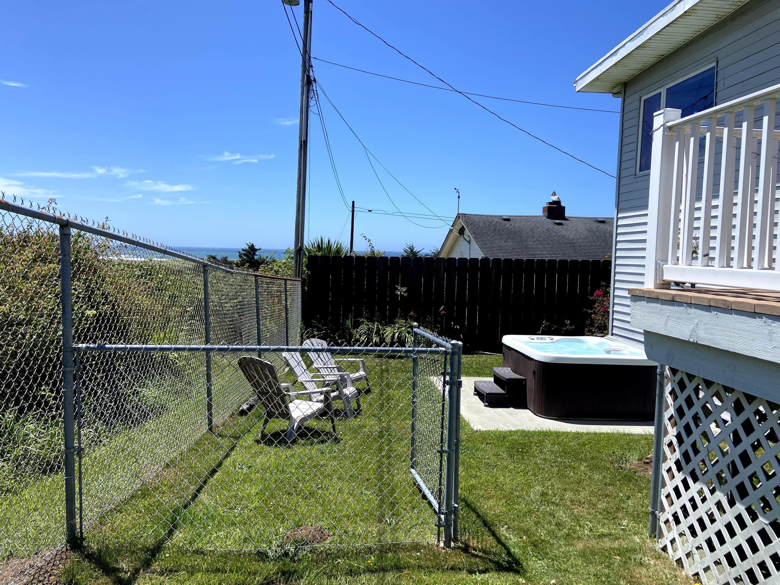 Cape Rogue 16