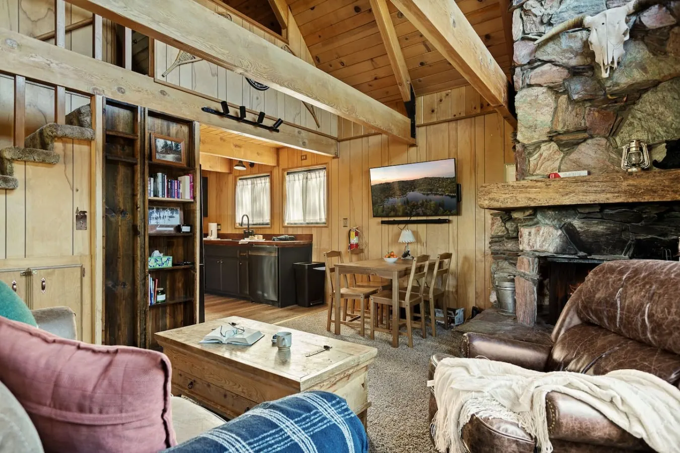 Silver Coyote - Slope views, firepit, golf course 11