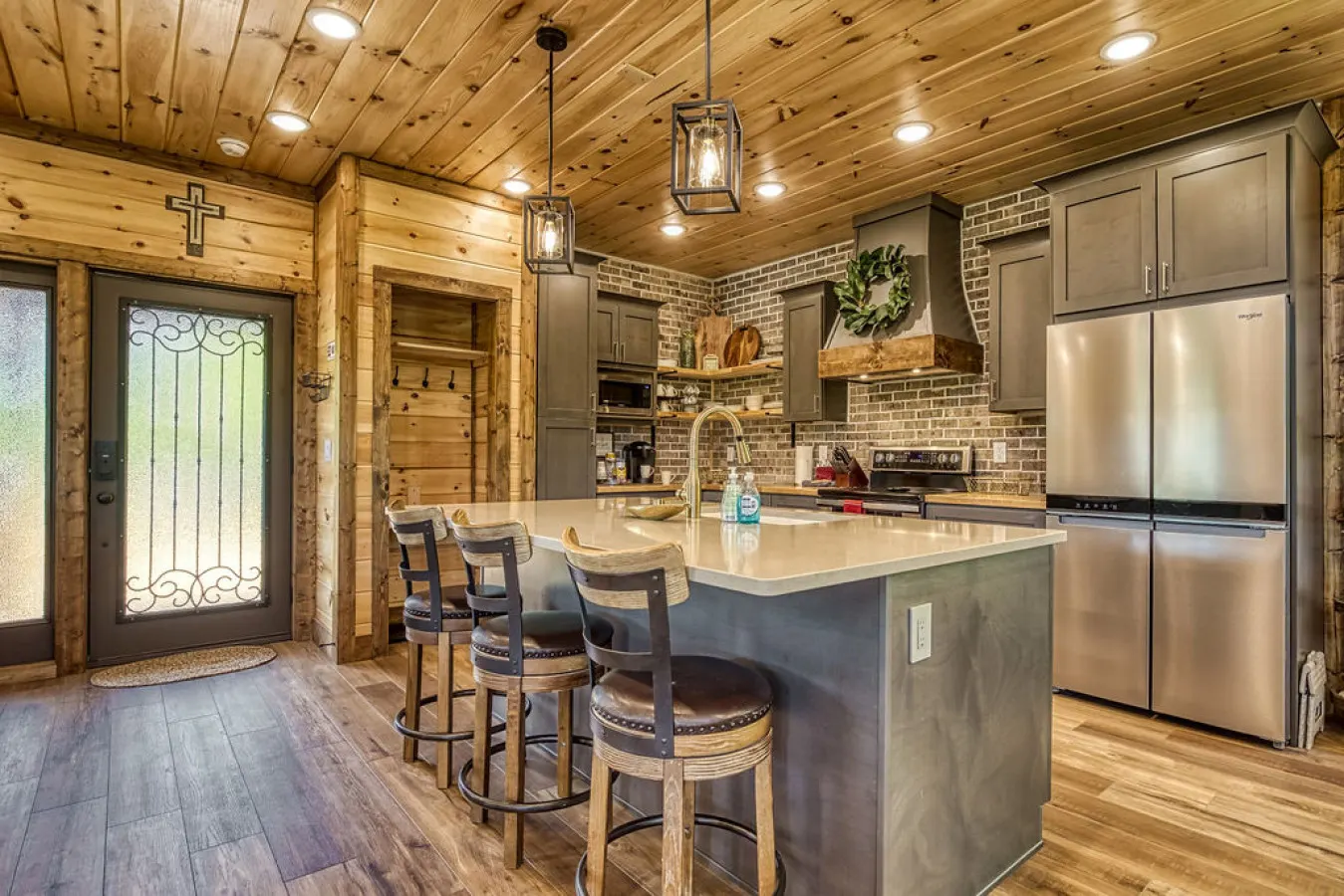 Brand New Cabin w/ Mountain Views & Karaoke 11
