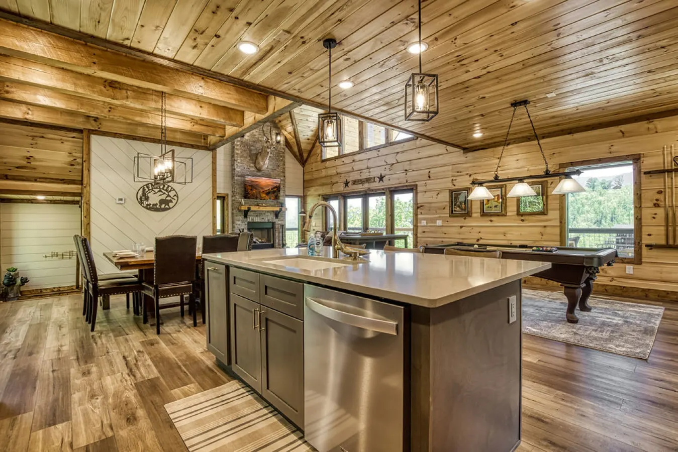 Brand New Cabin w/ Mountain Views & Karaoke 14